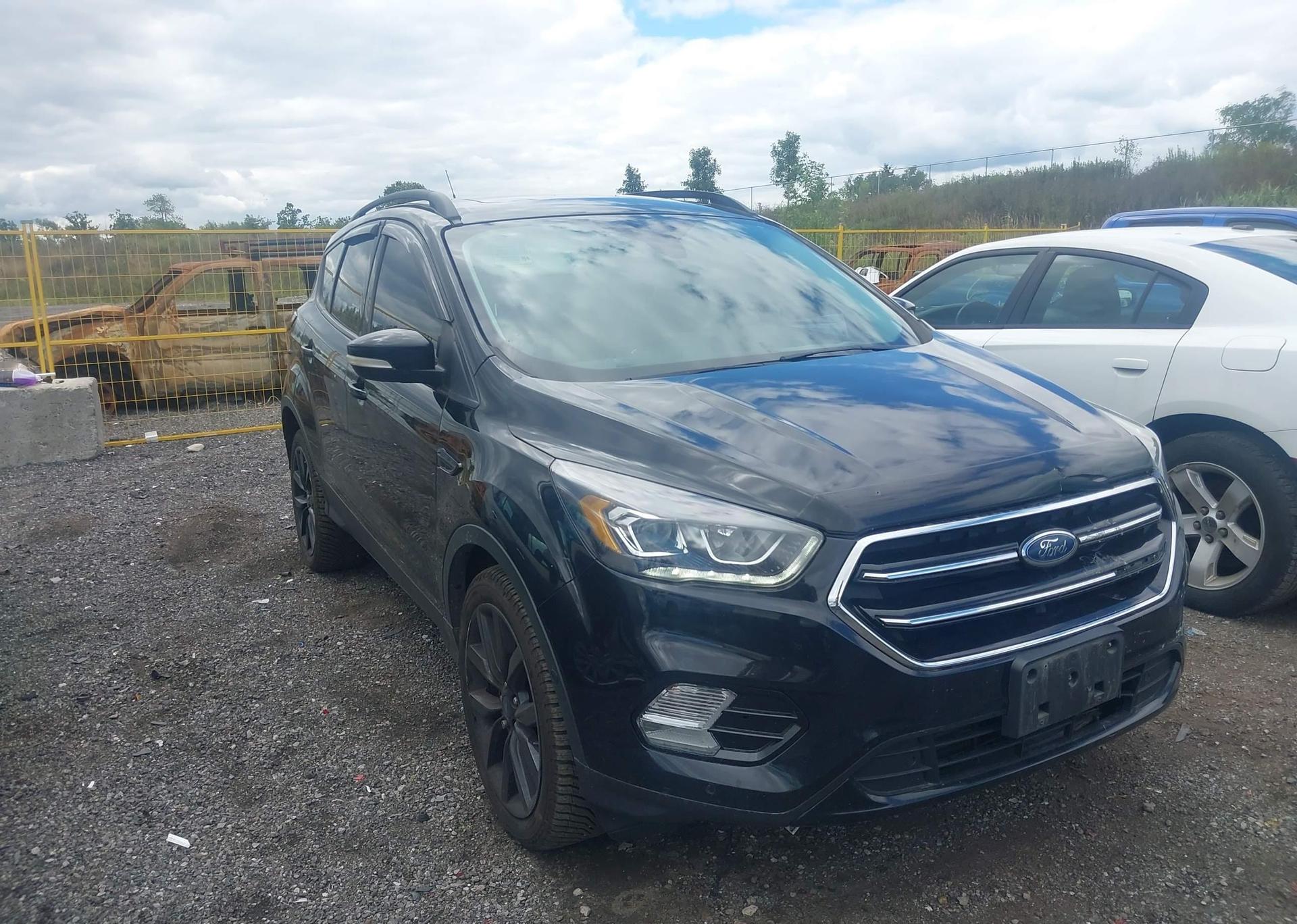 2019 FORD ESCAPE TITANIUM