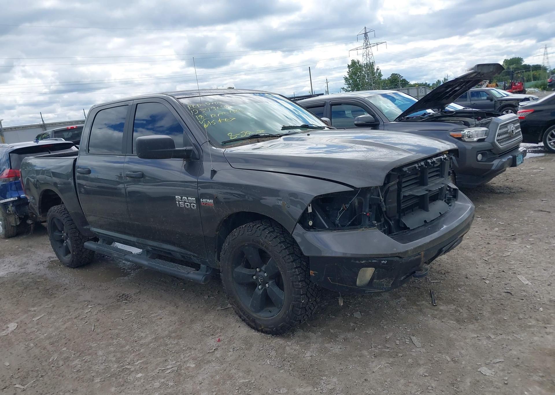 2018 RAM 1500 SLT