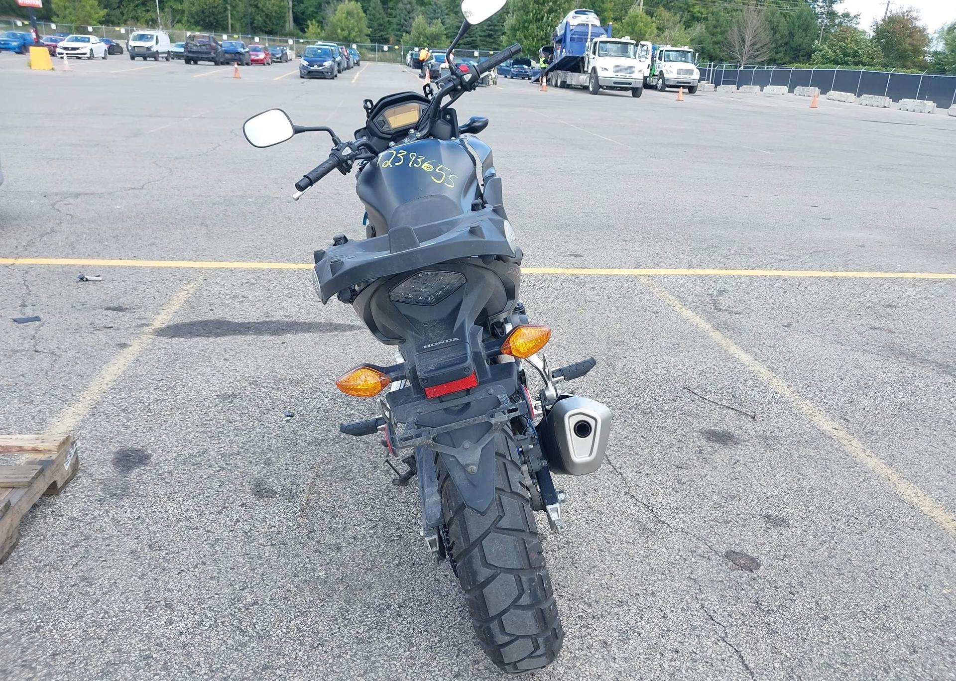 2017 HONDA CB500XA