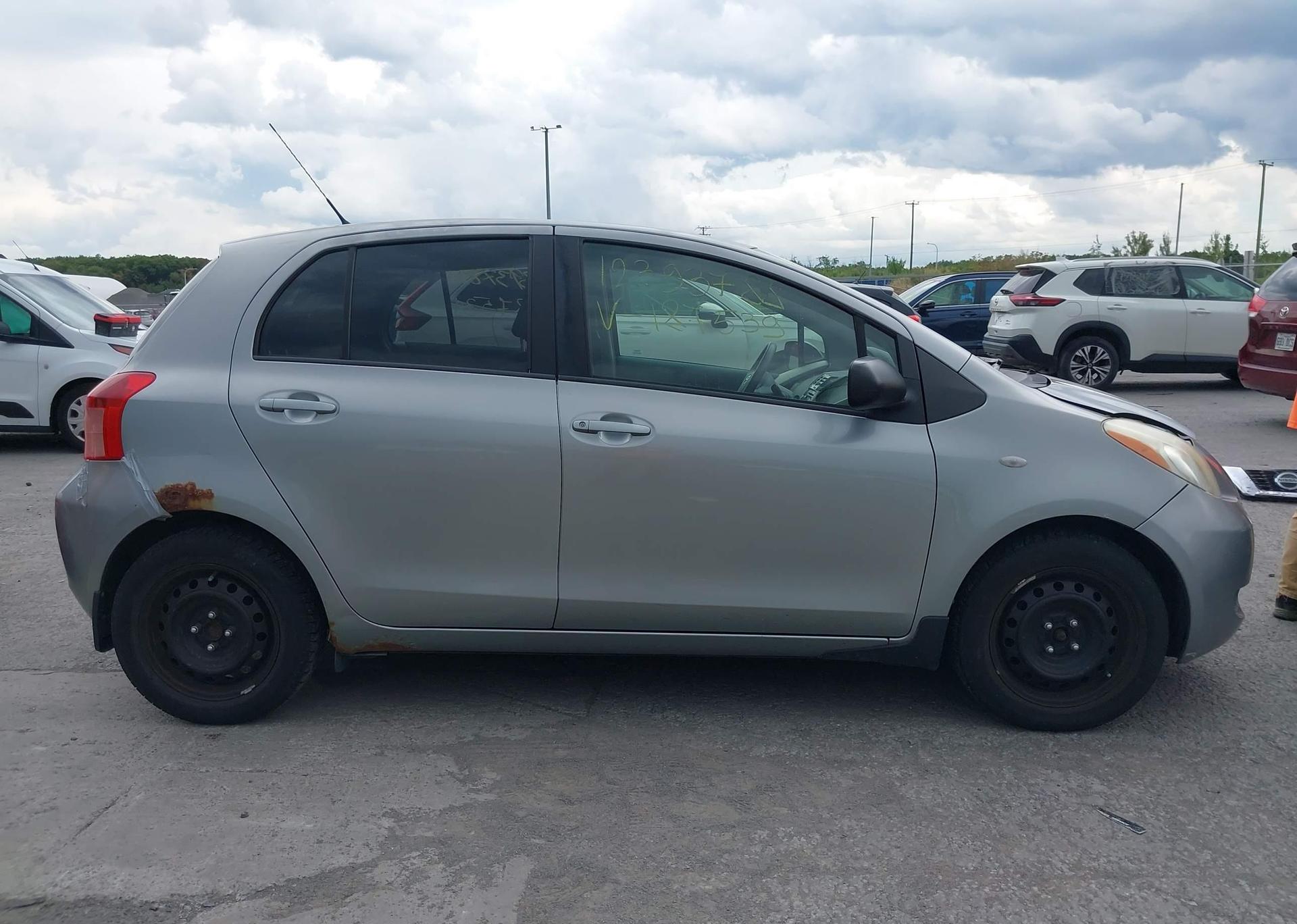 2008 TOYOTA YARIS