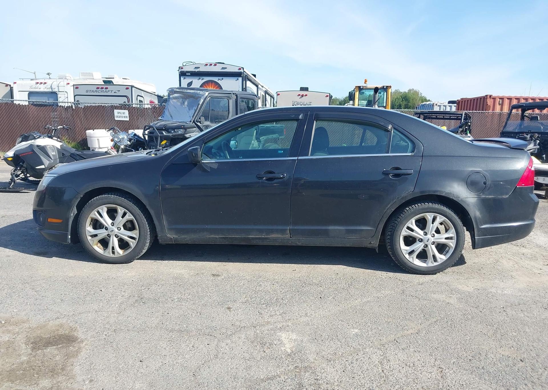 2012 FORD FUSION SE