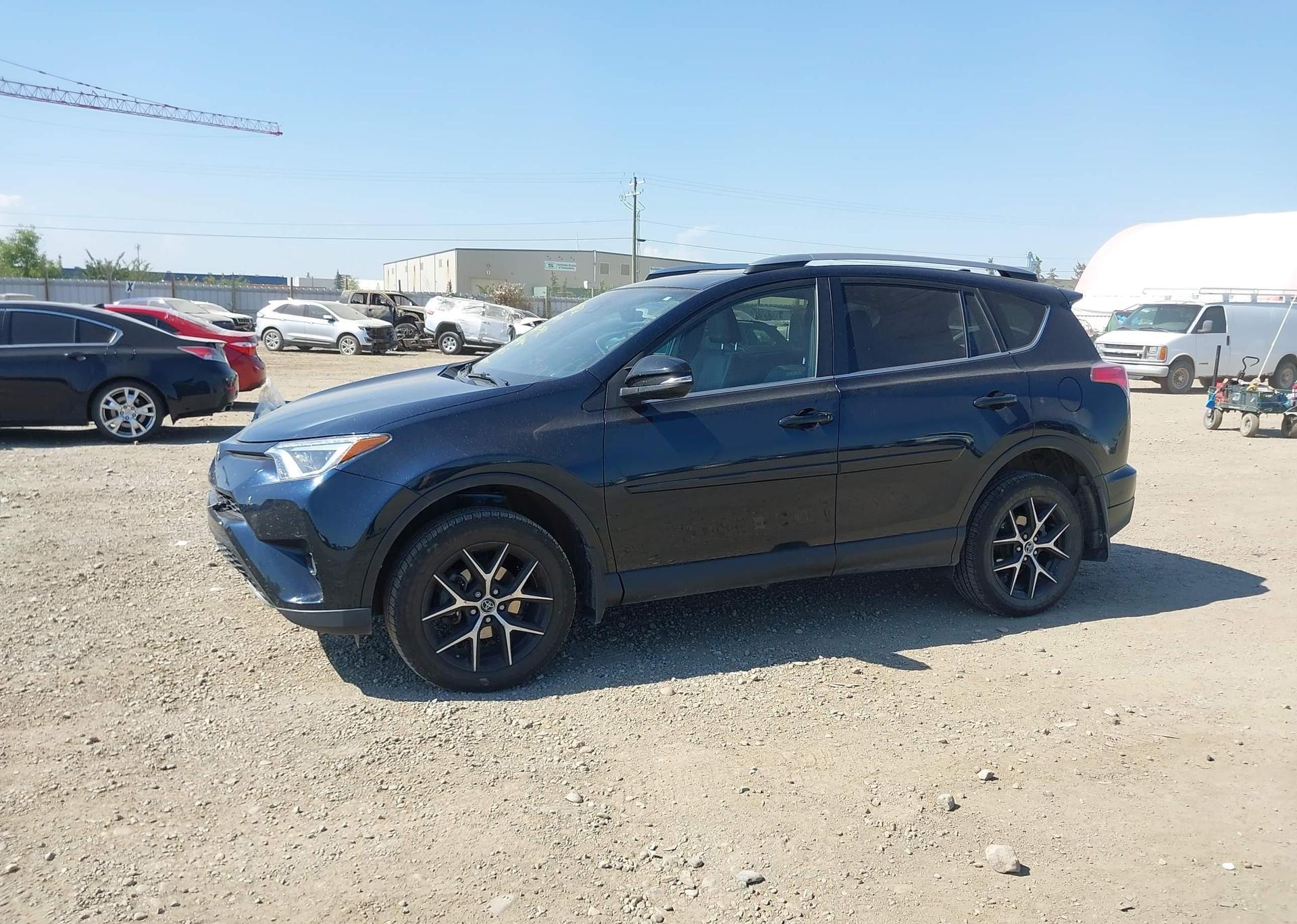 2017 TOYOTA RAV4 SE