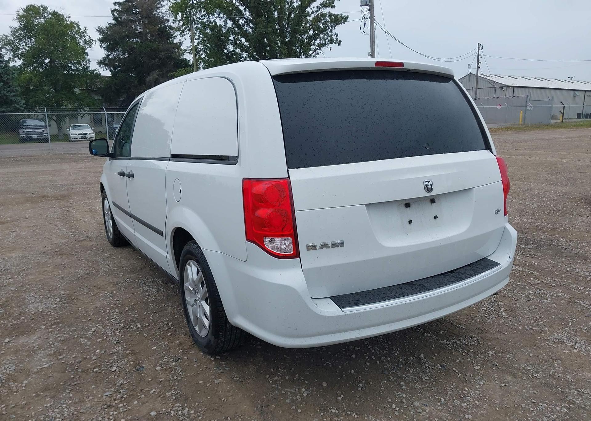 2015 RAM TRADESMAN