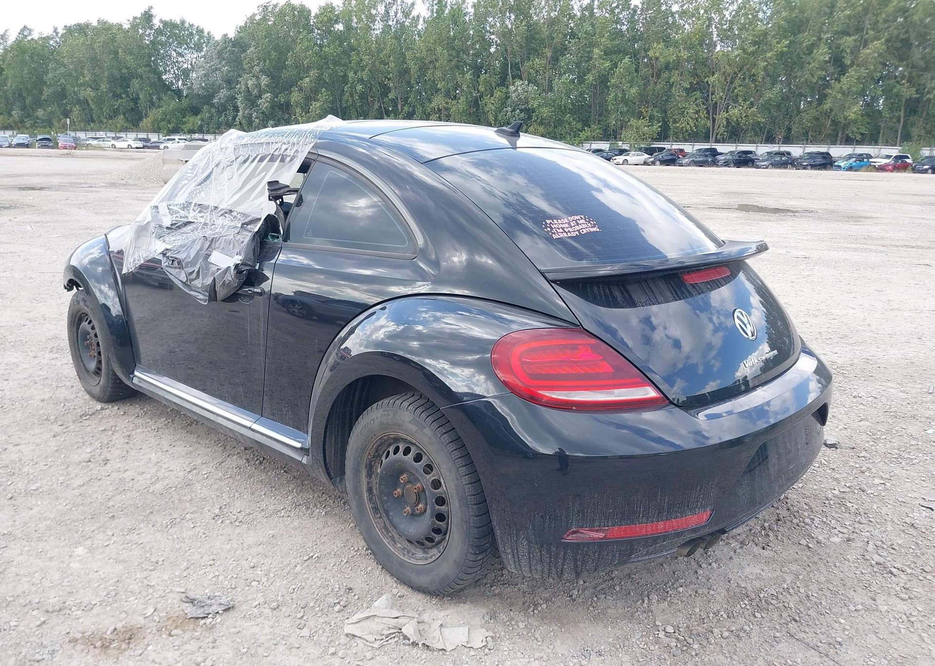 2017 VOLKSWAGEN BEETLE SE