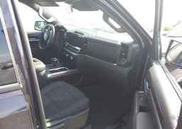 2022 GMC SIERRA K1500 ELEVATION