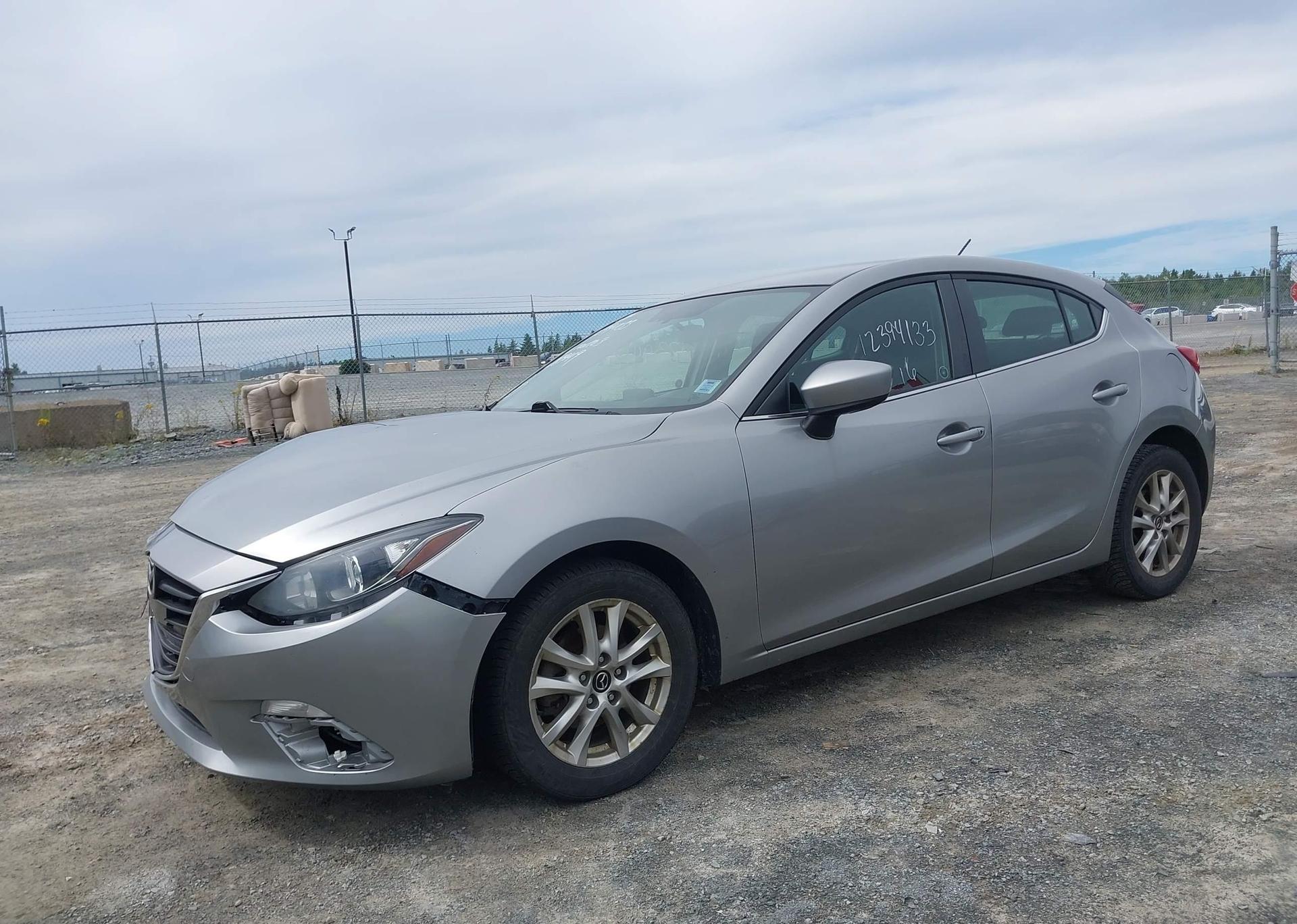 2016 MAZDA MAZDA3 GS