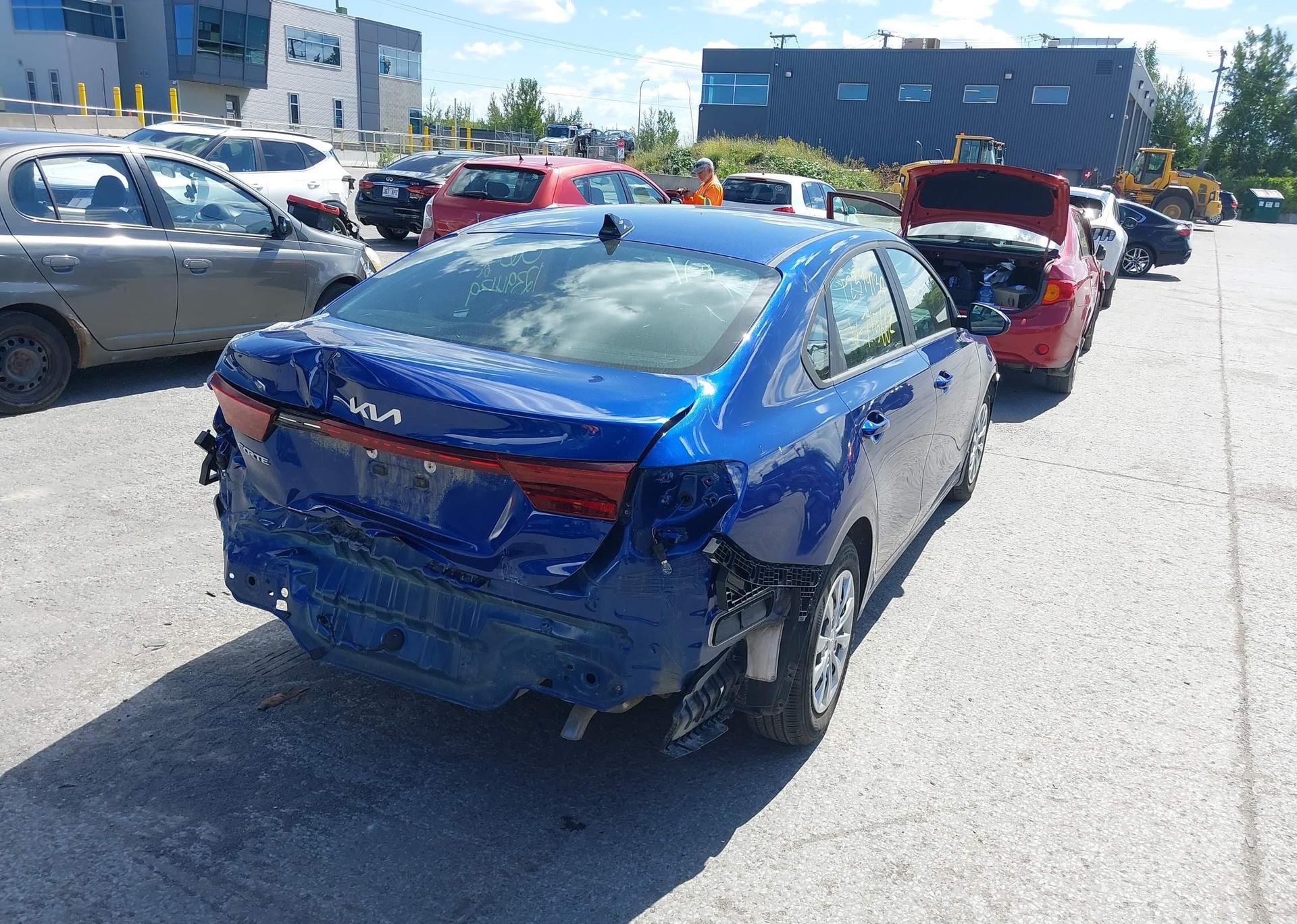 2024 KIA FORTE EX