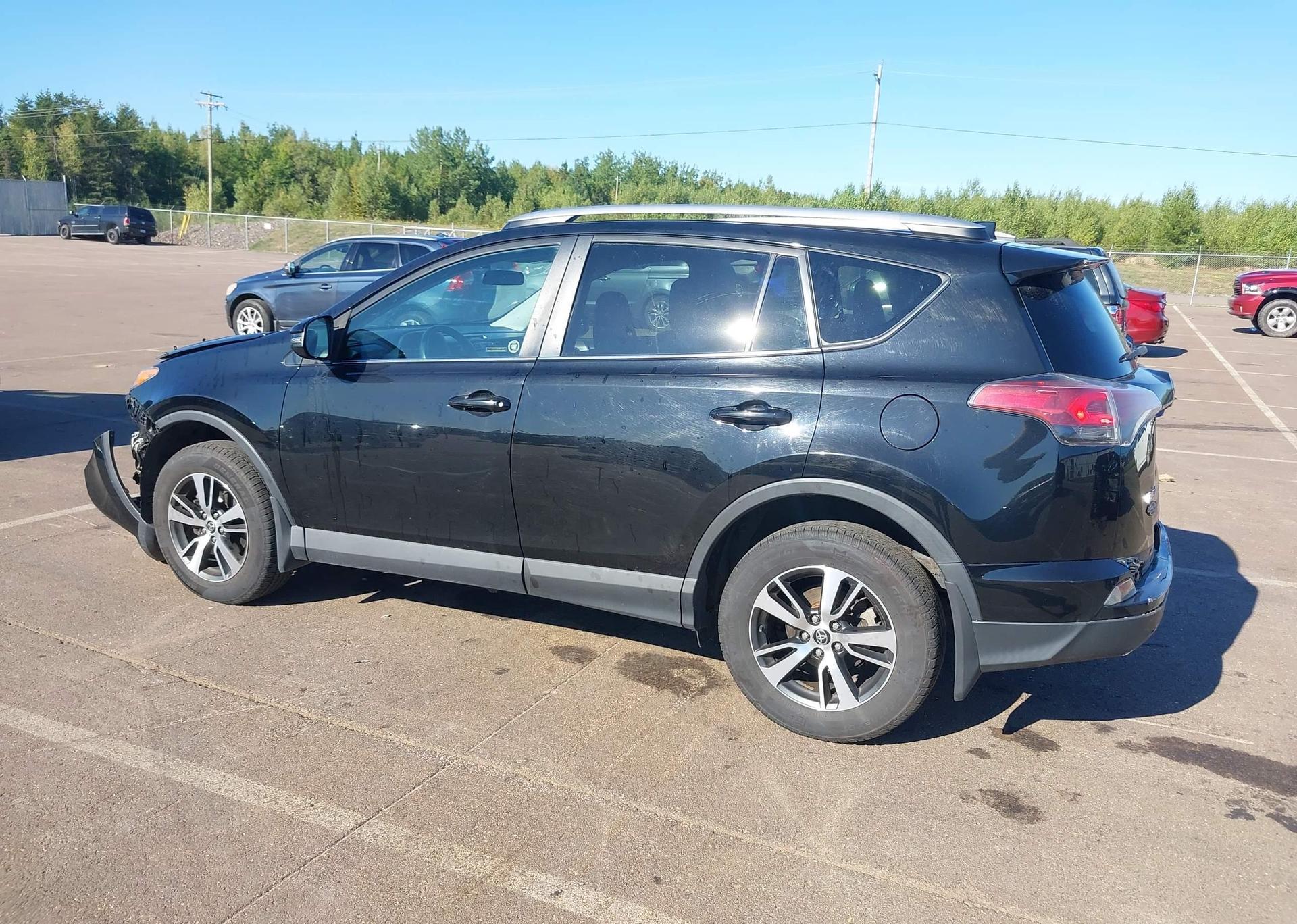 2016 TOYOTA RAV4 XLE