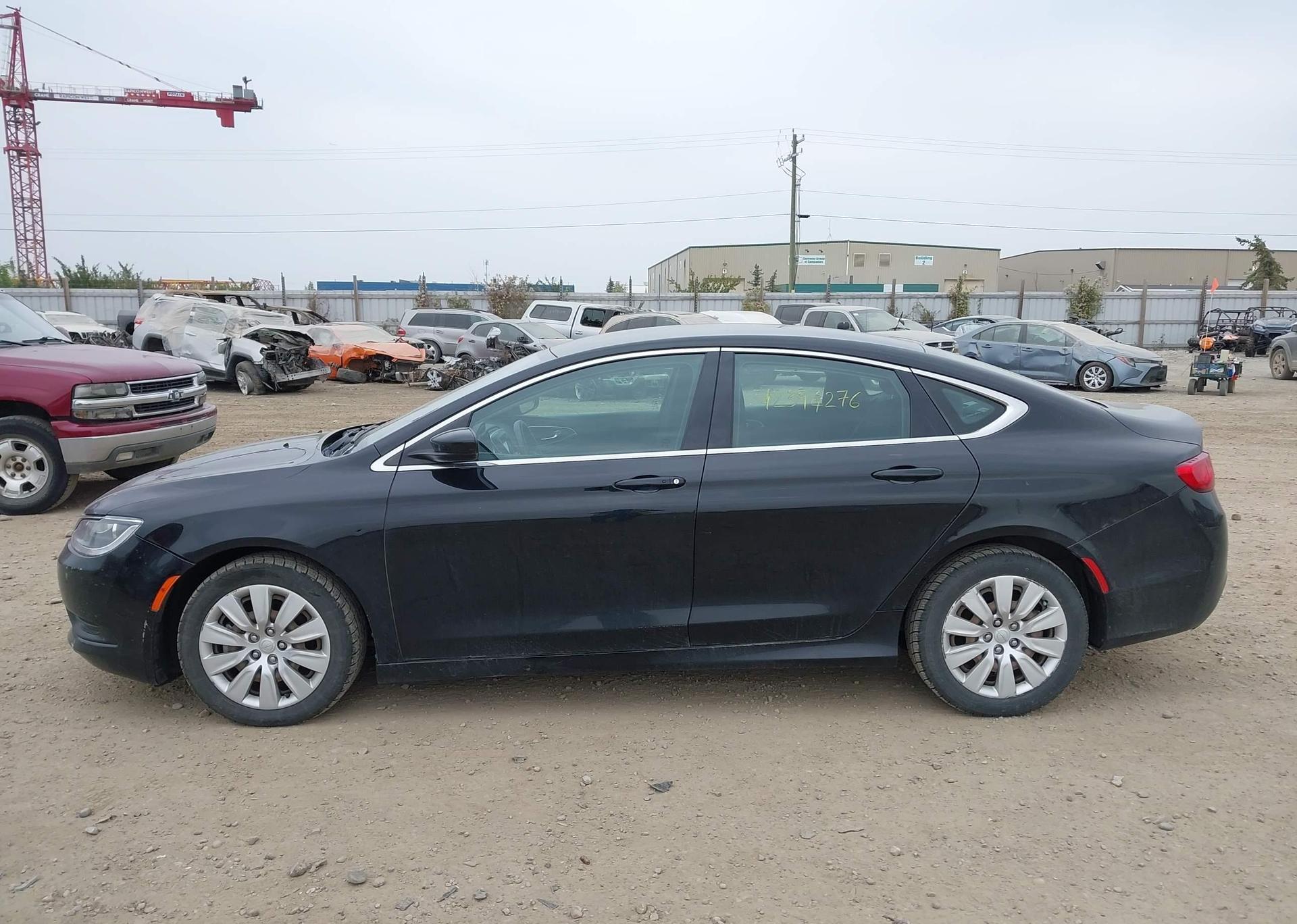 2015 CHRYSLER 200 LX