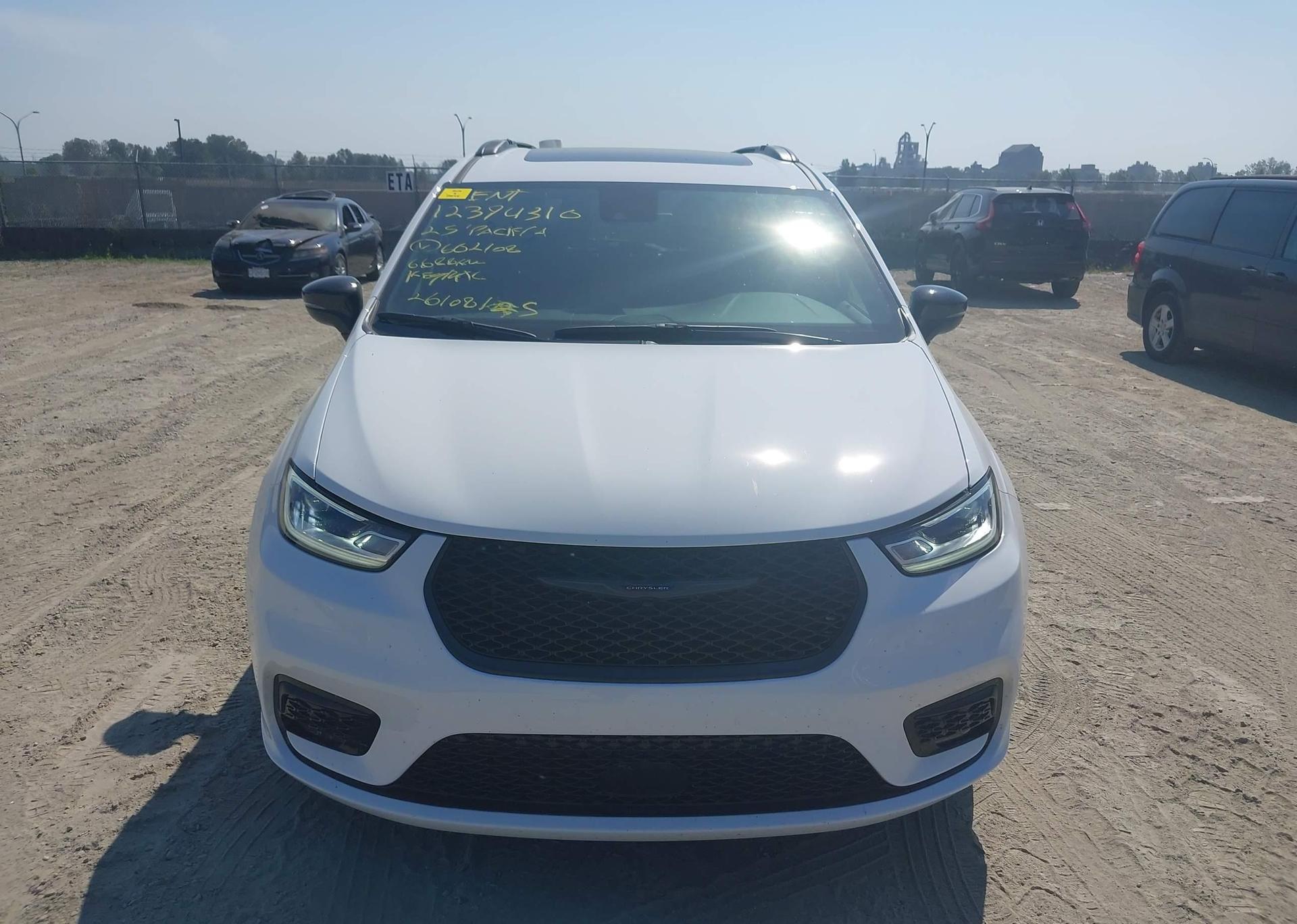 2025 CHRYSLER PACIFICA LIMITED