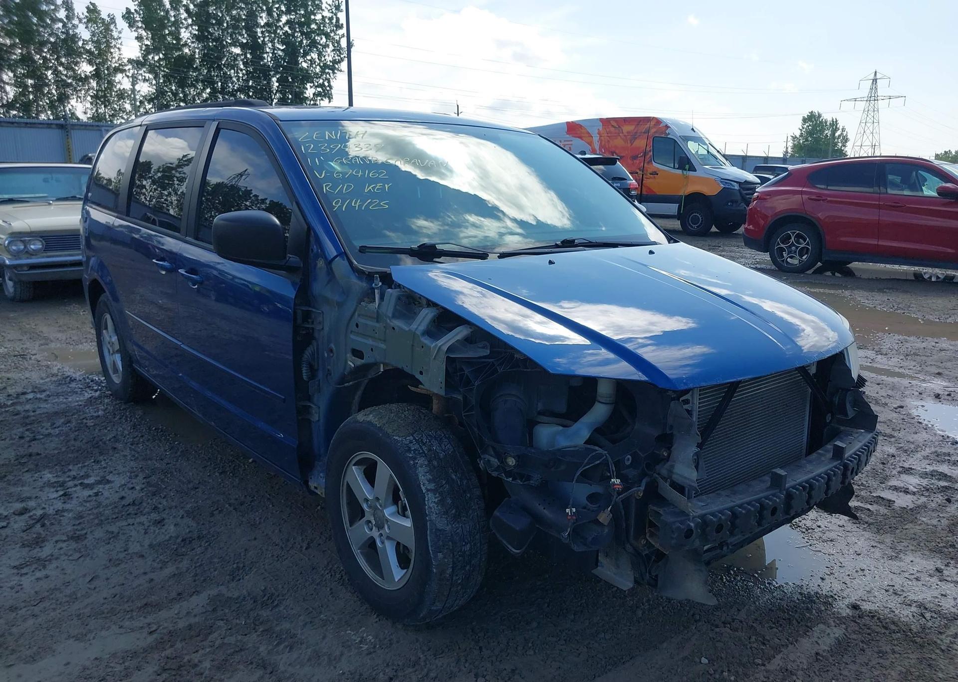 2011 DODGE GRAND CARAVAN SE