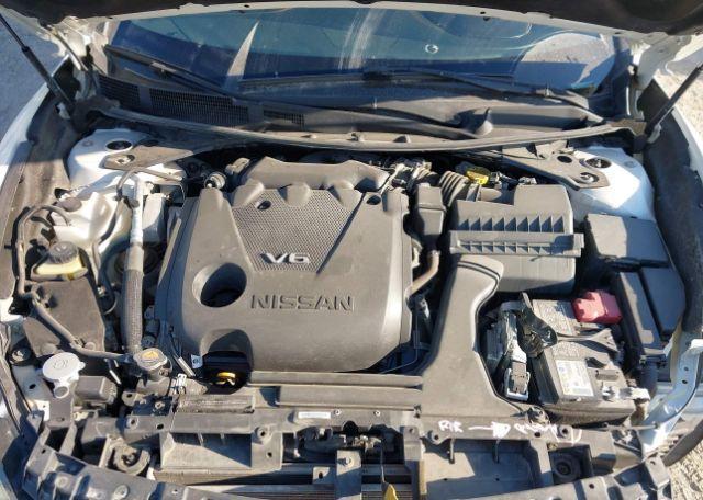 2022 NISSAN MAXIMA SR