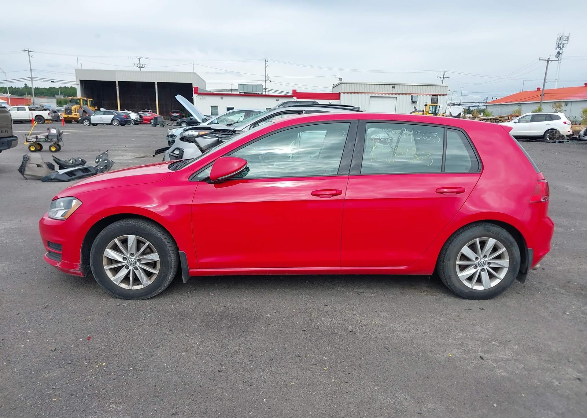 2015 VOLKSWAGEN GOLF