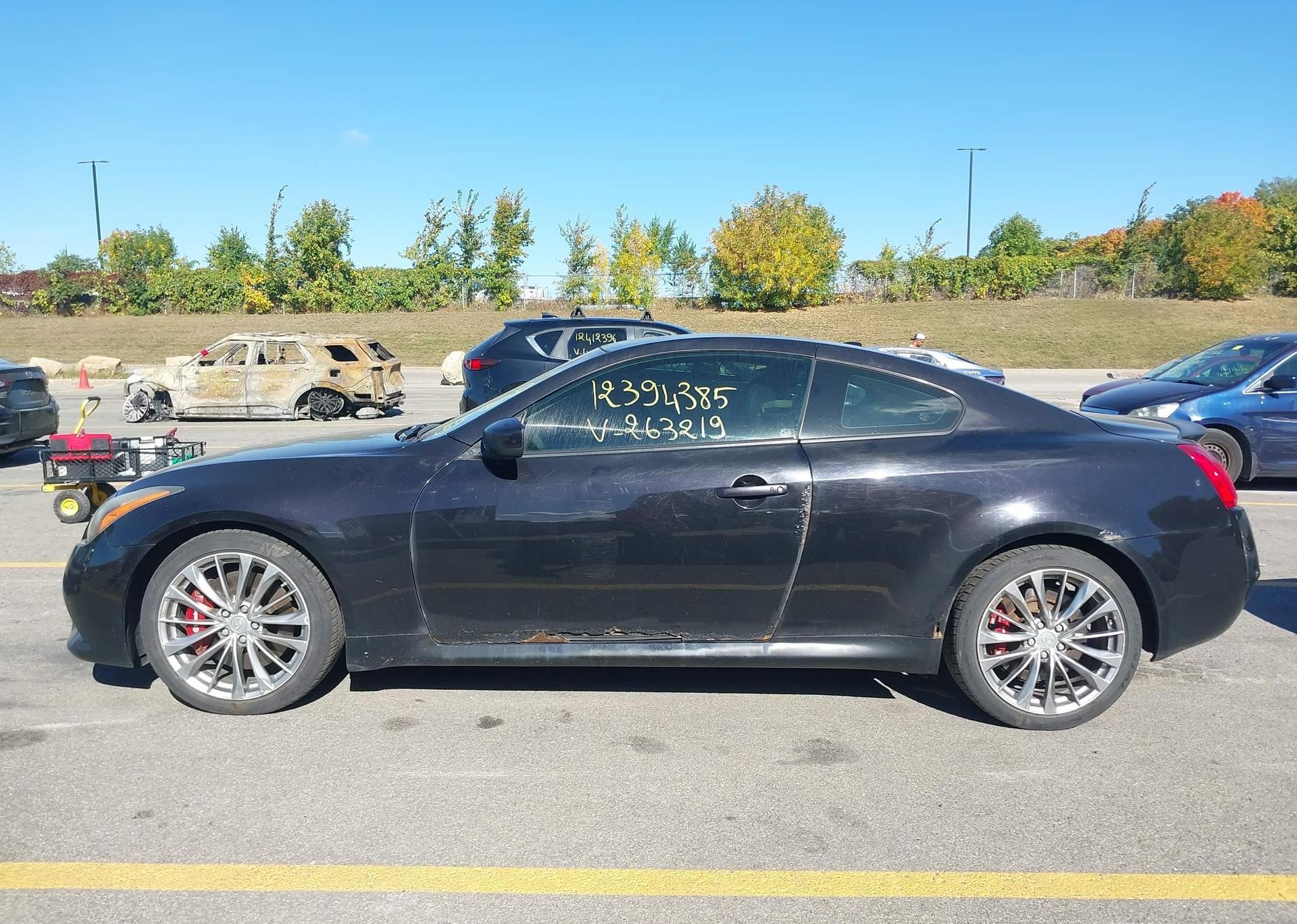 2011 INFINITI G37X