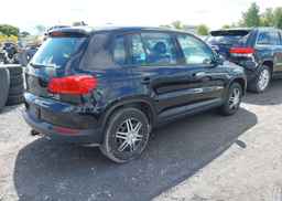 2012 VOLKSWAGEN TIGUAN S