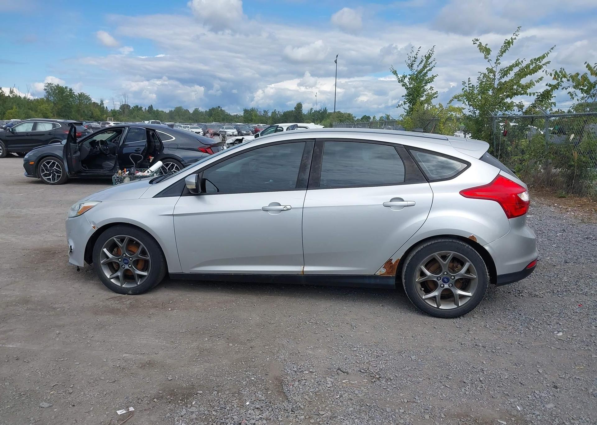 2013 FORD FOCUS SE