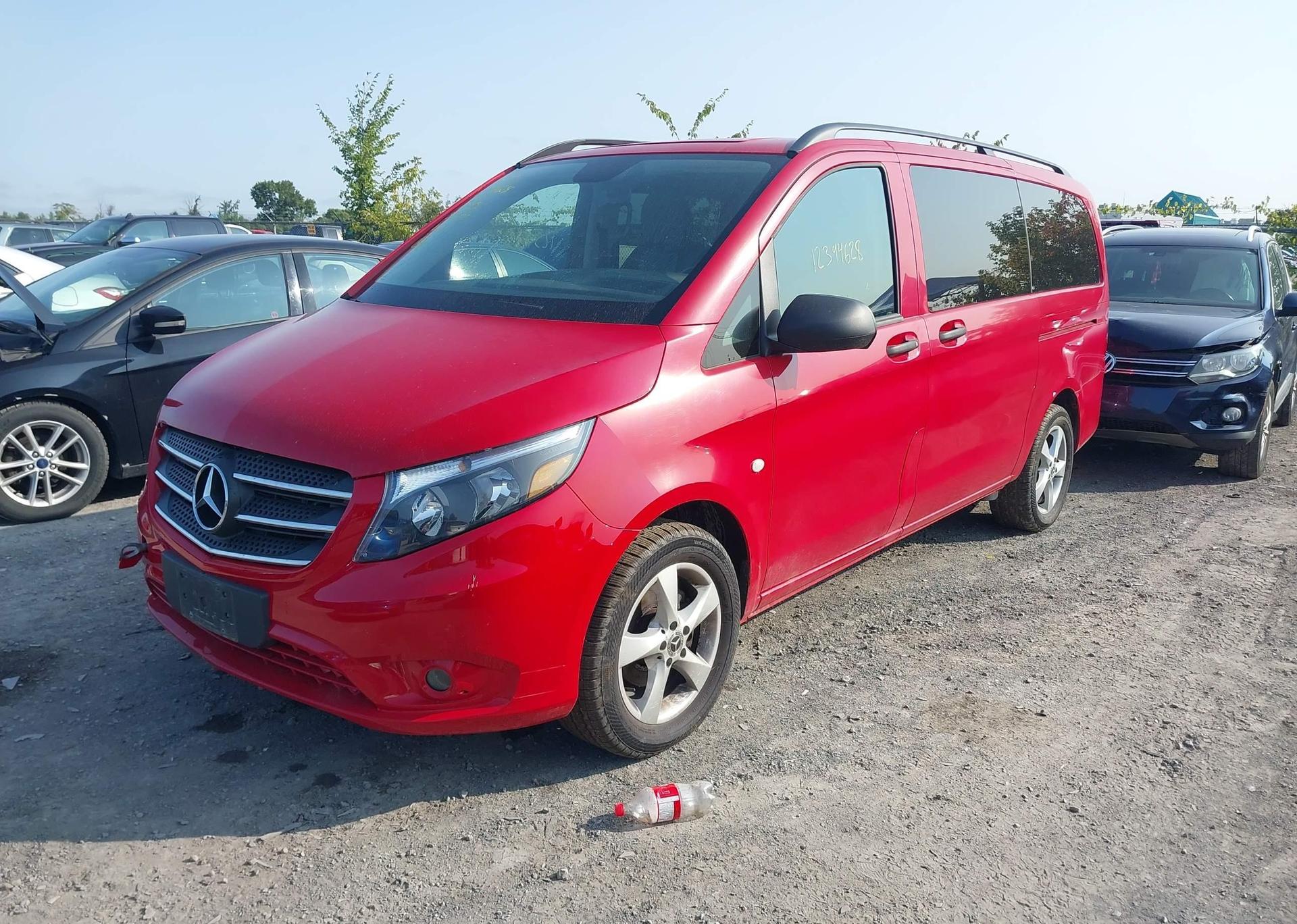 2019 MERCEDES-BENZ METRIS