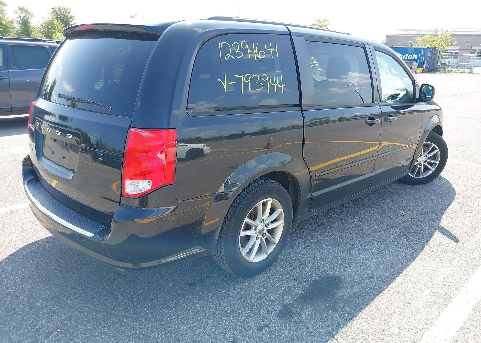 2013 DODGE GRAND CARAVAN SE
