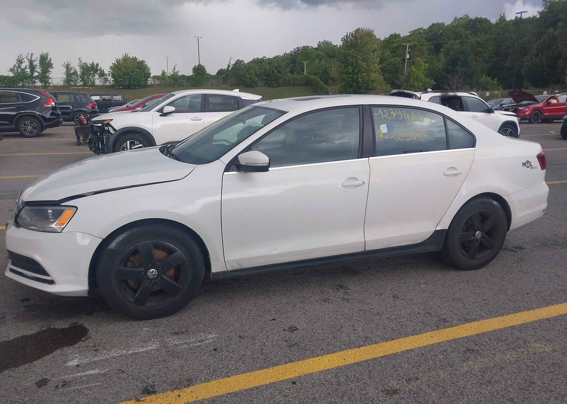 2016 VOLKSWAGEN JETTA