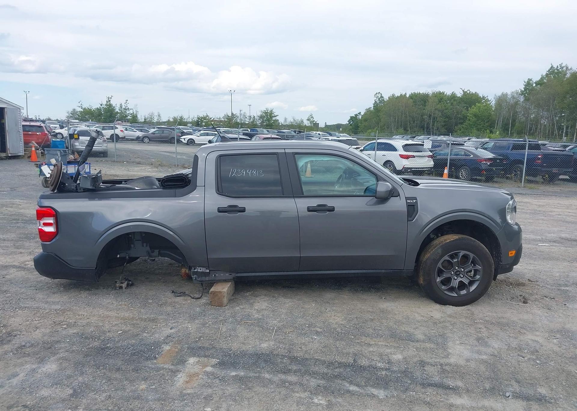 2023 FORD MAVERICK XLT