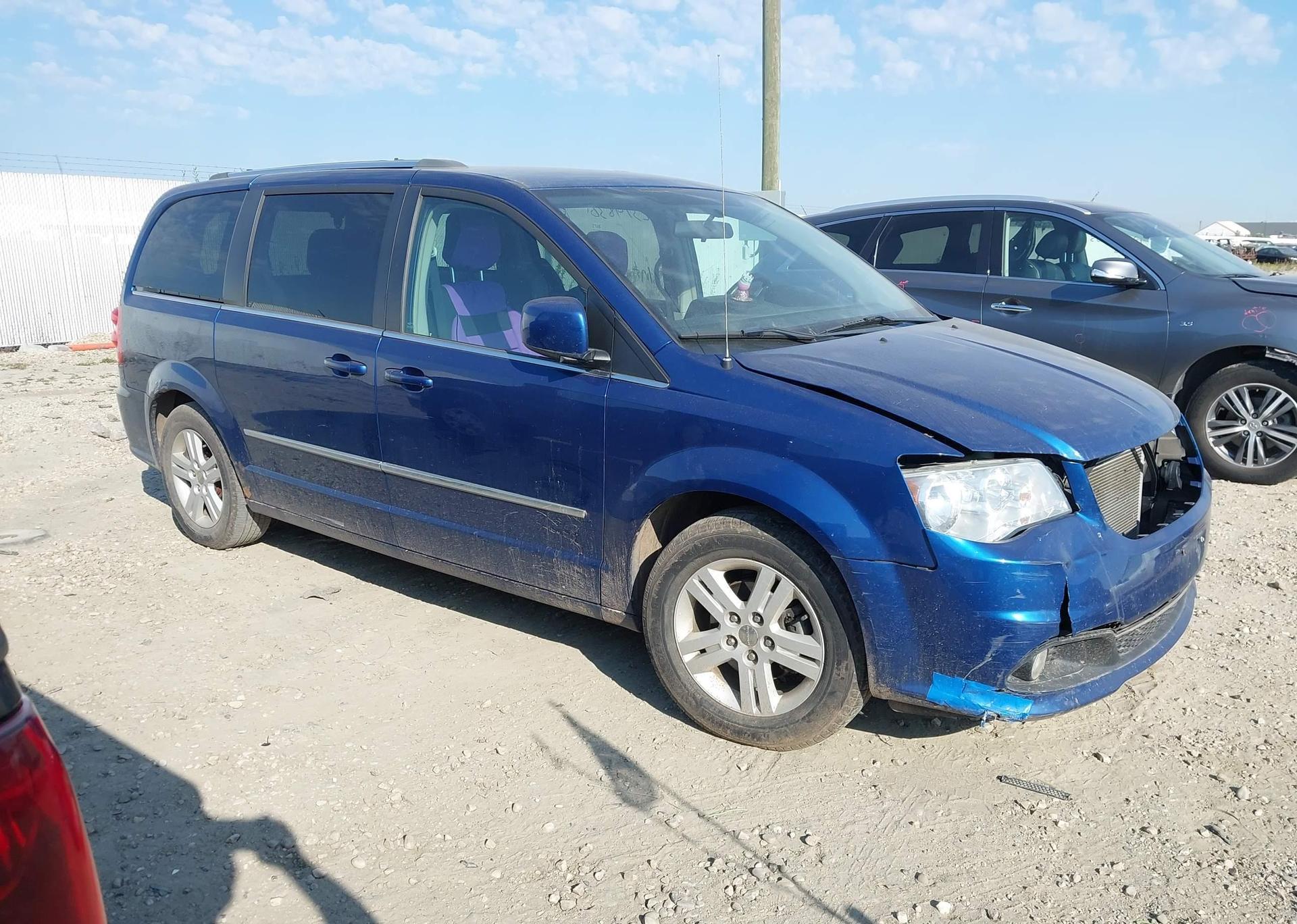 2011 DODGE GRAND CARAVAN CREW