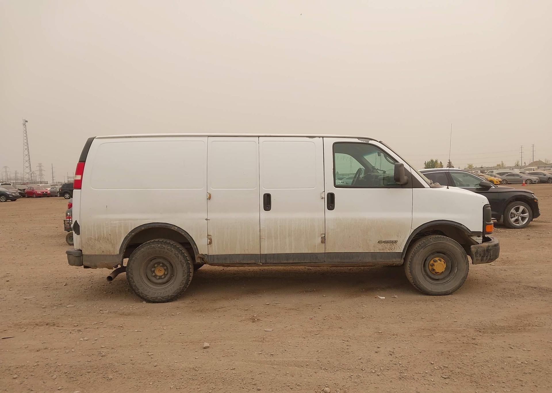 2005 CHEVROLET EXPRESS G2500