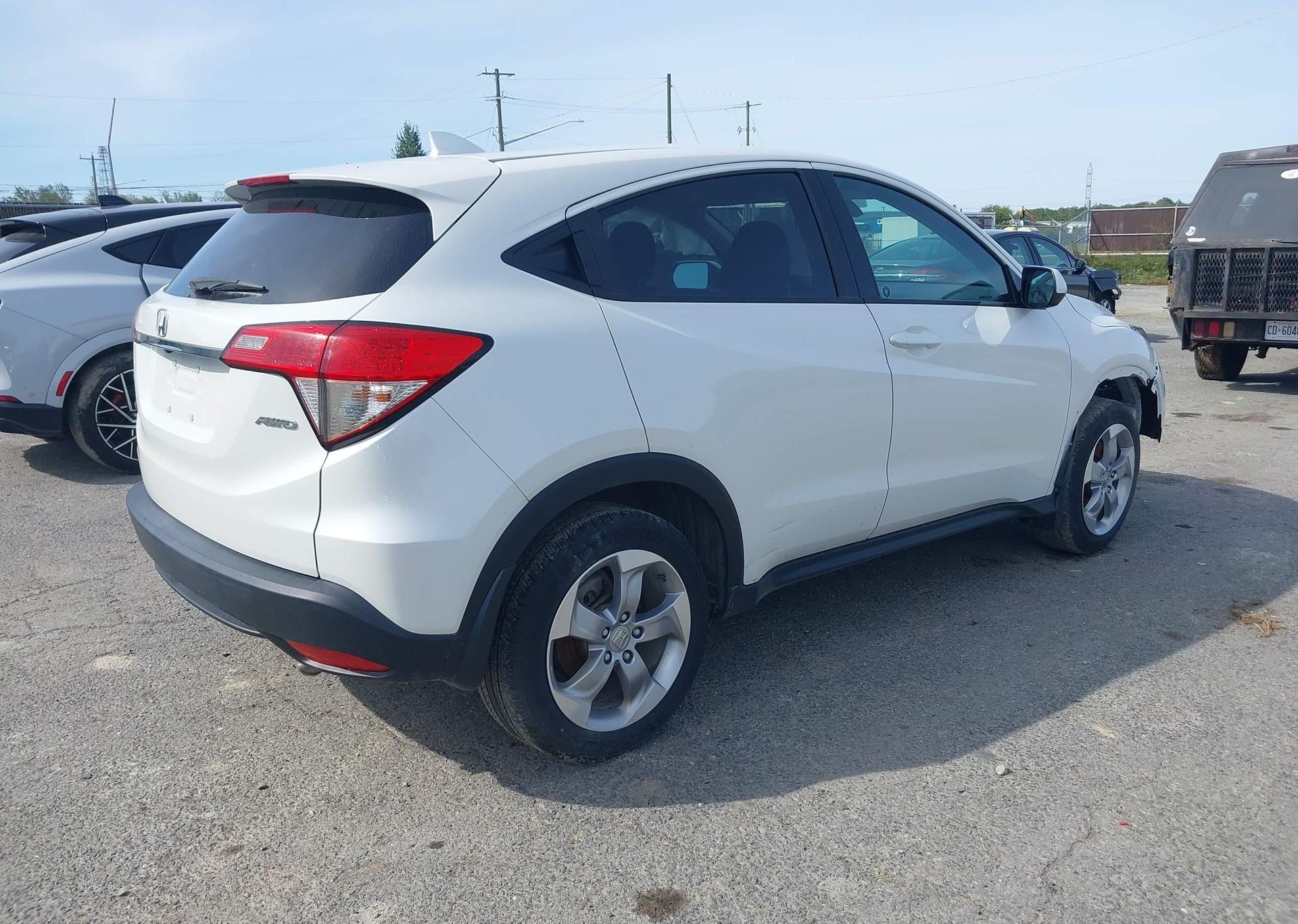 2020 HONDA HR-V LX