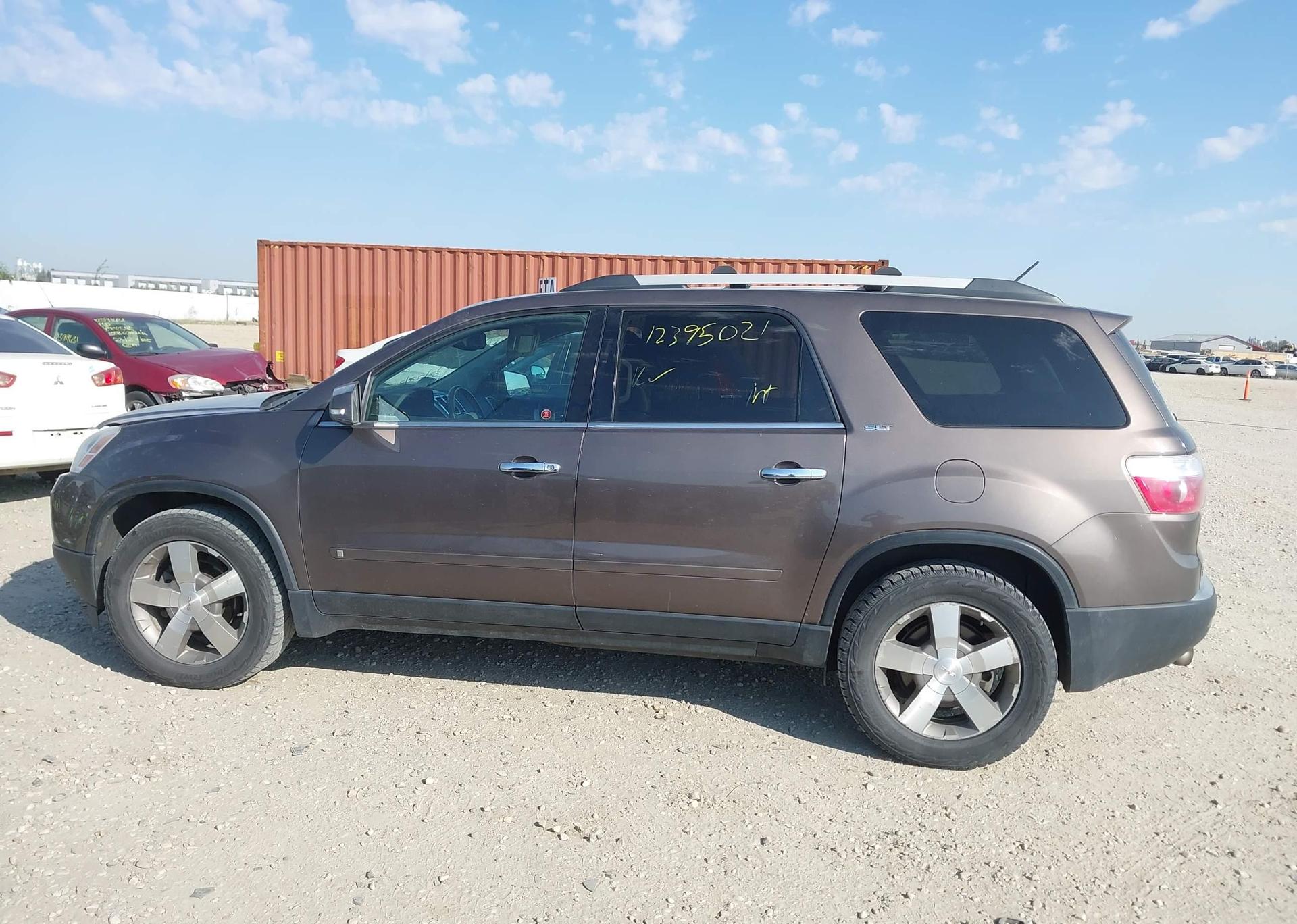 2010 GMC ACADIA SLT-1