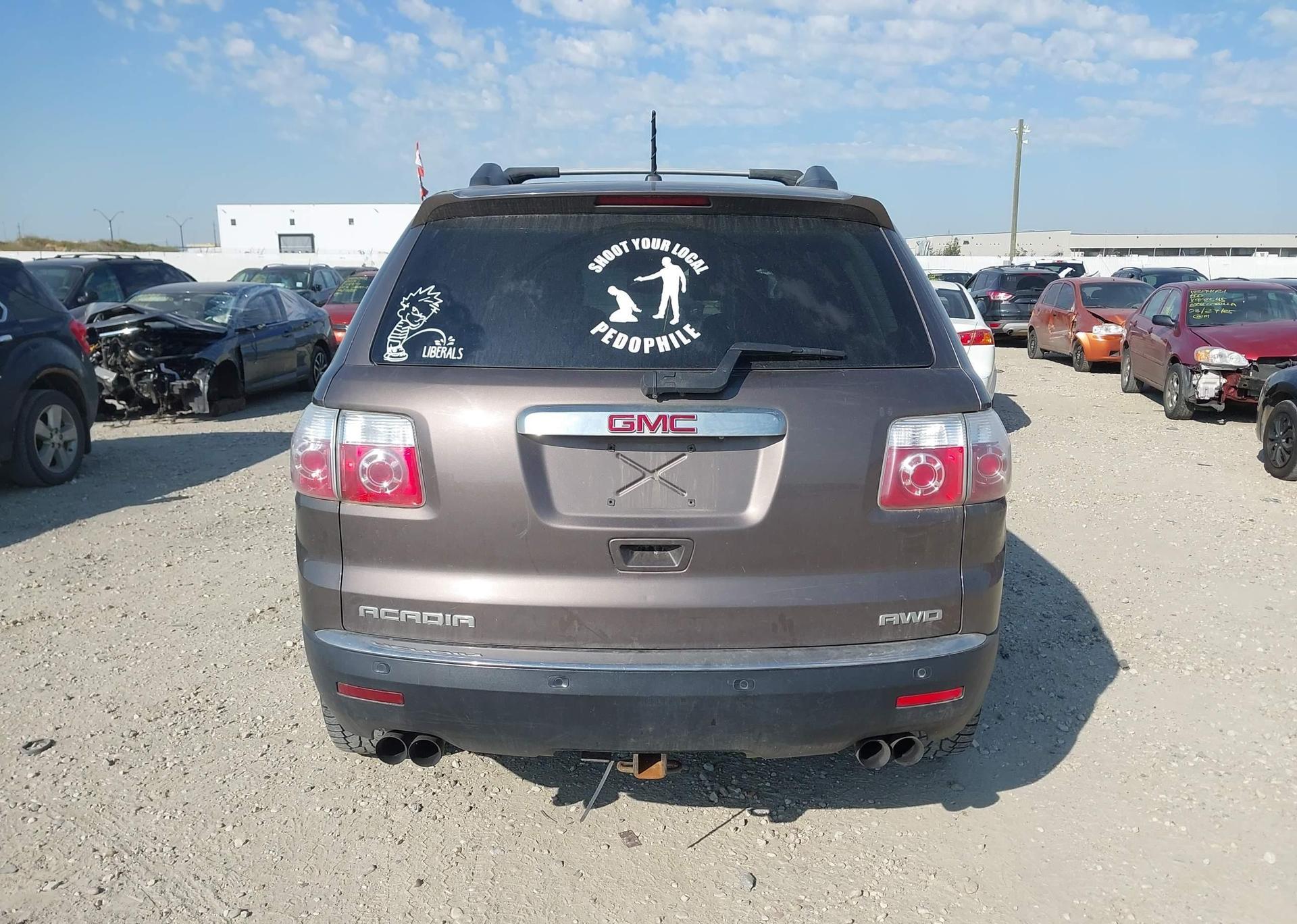 2010 GMC ACADIA SLT-1