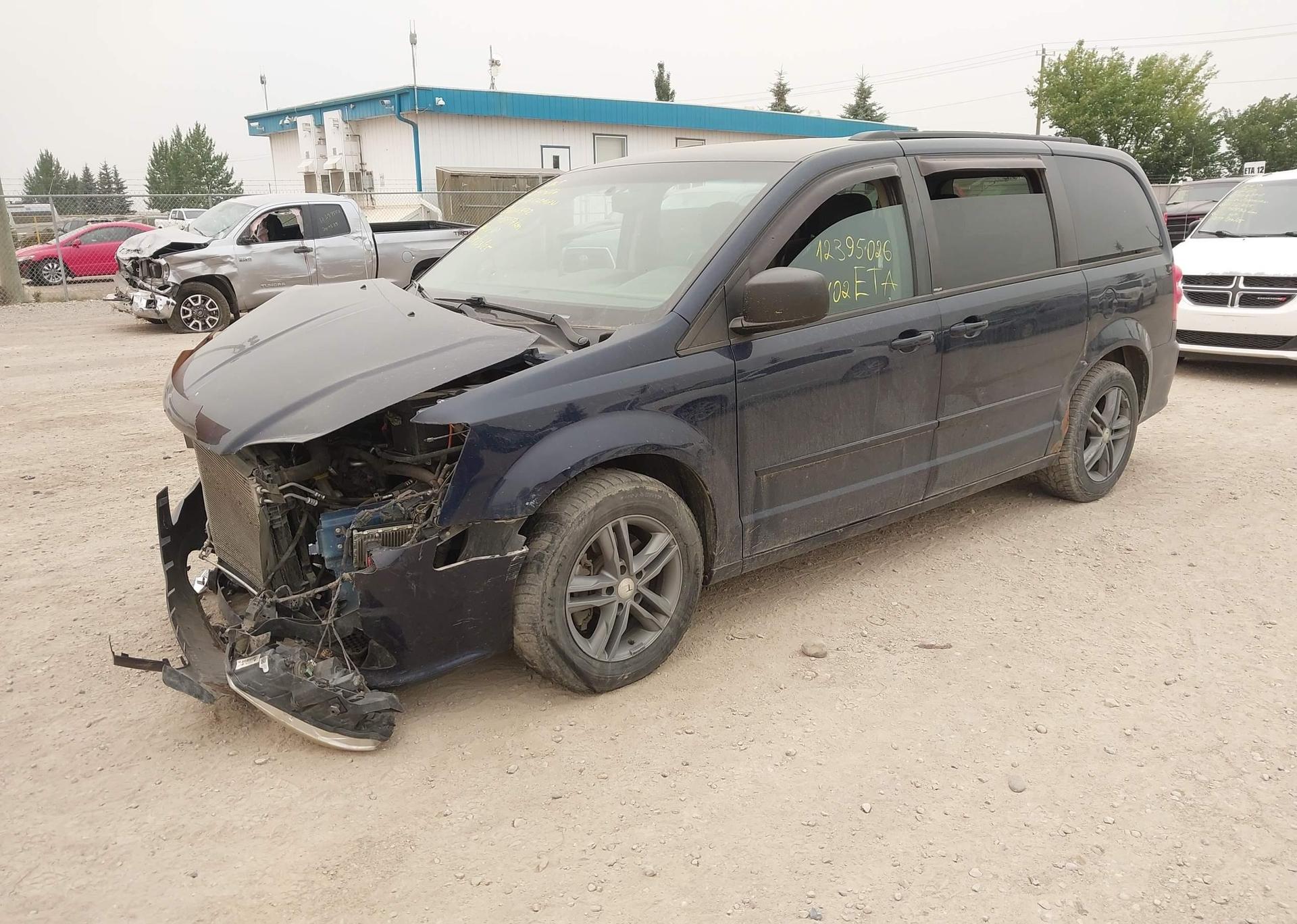 2013 DODGE GRAND CARAVAN SE