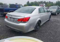 2011 TOYOTA AVALON XLS