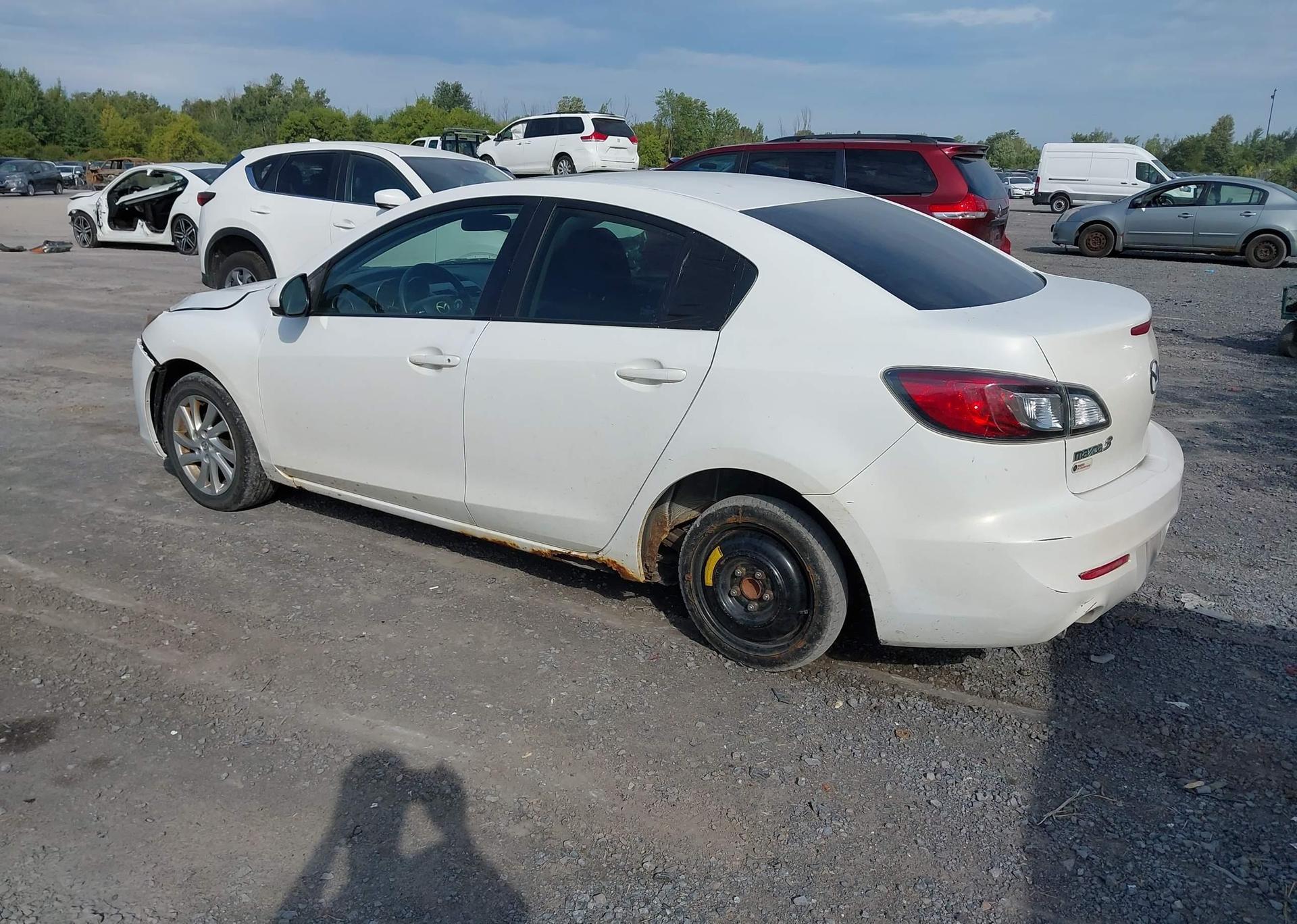 2012 MAZDA MAZDA3 GS-SKY