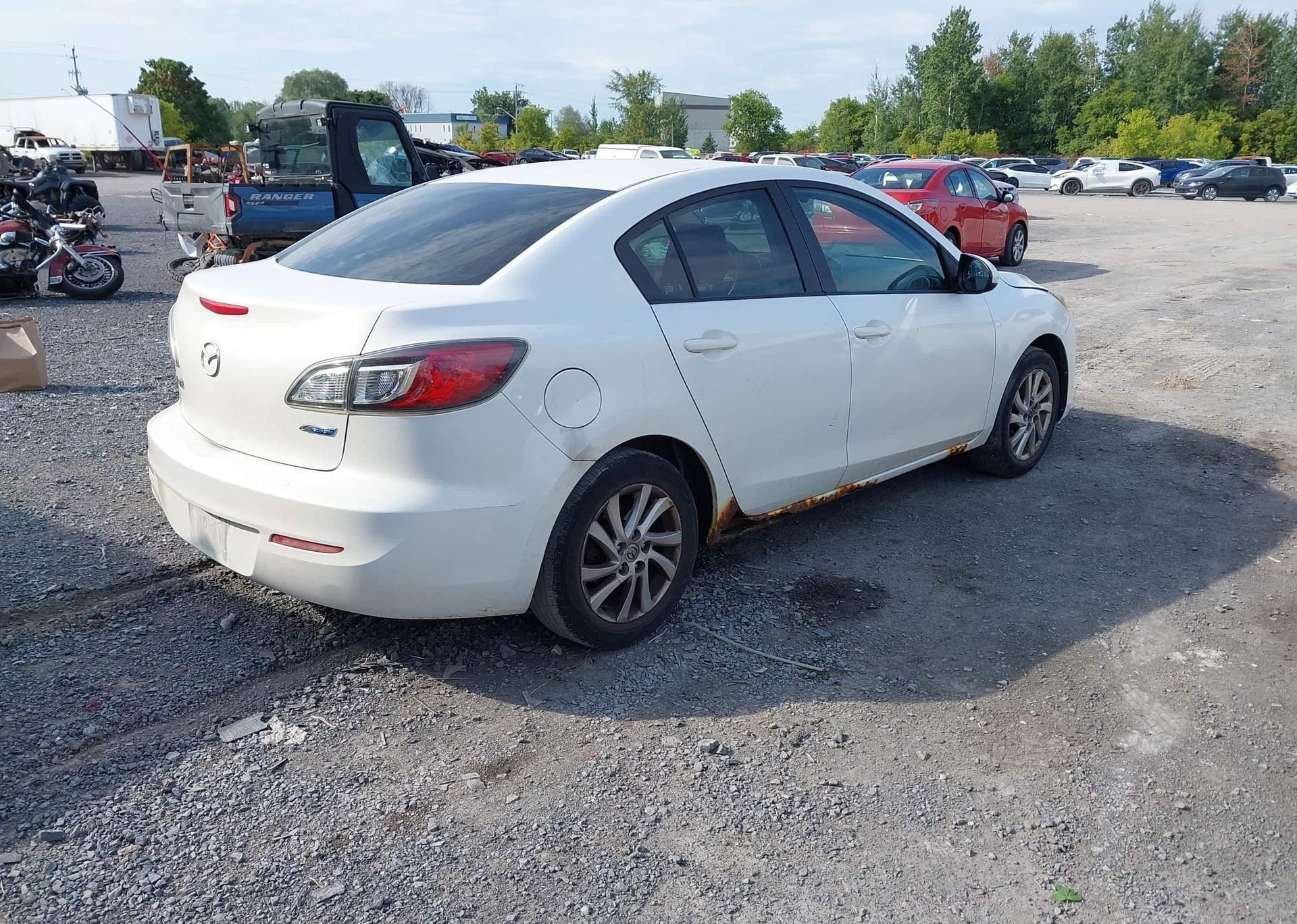 2012 MAZDA MAZDA3 GS-SKY