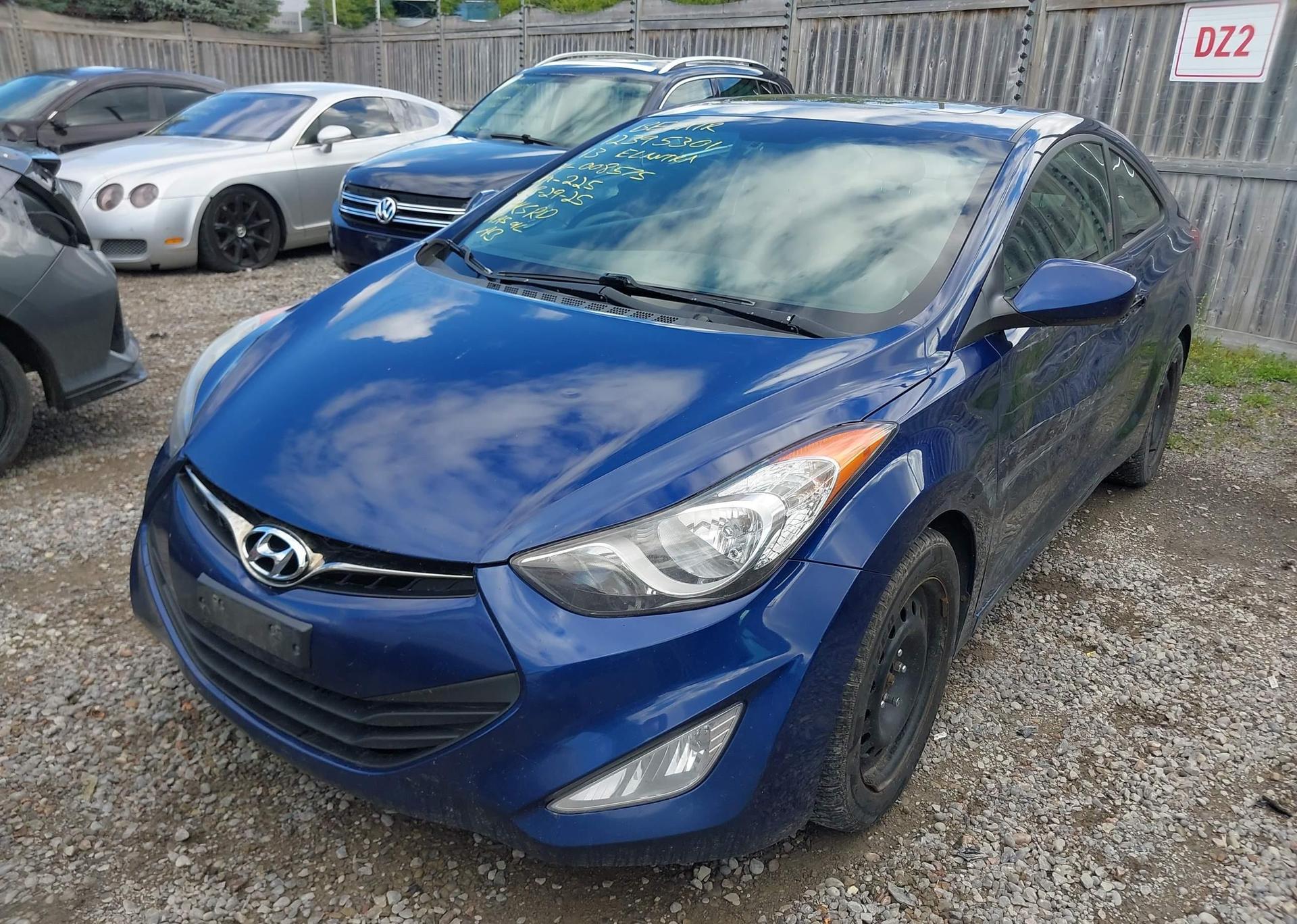 2013 HYUNDAI ELANTRA