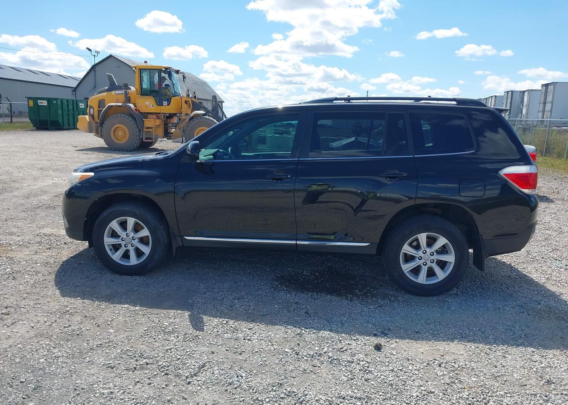 2012 TOYOTA HIGHLANDER V6