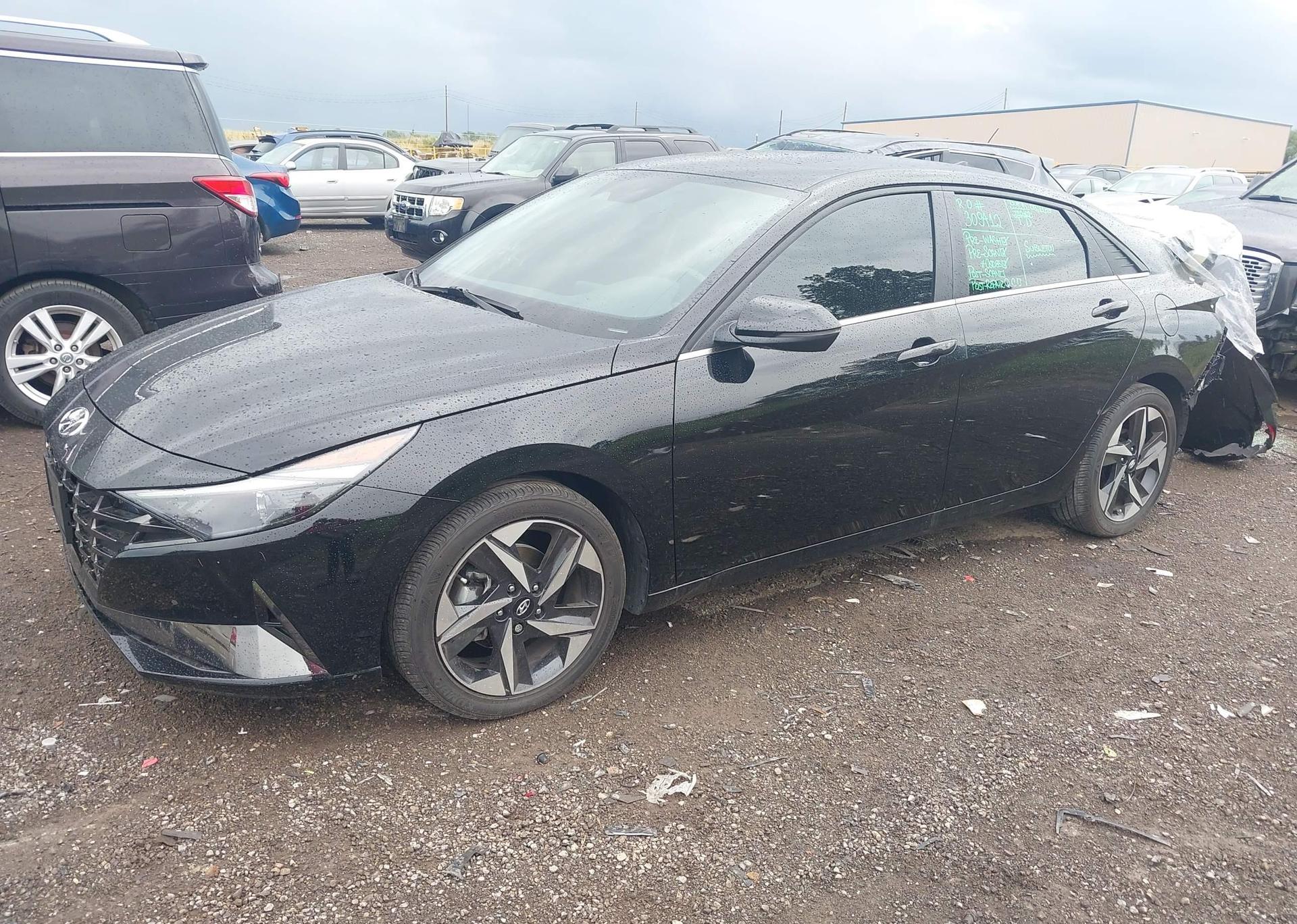 2023 HYUNDAI ELANTRA LUXURY IVT