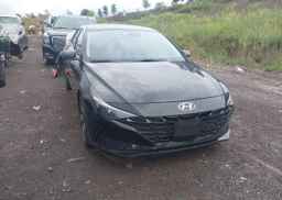 2023 HYUNDAI ELANTRA LUXURY IVT