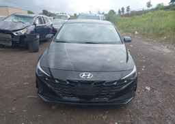 2023 HYUNDAI ELANTRA LUXURY IVT