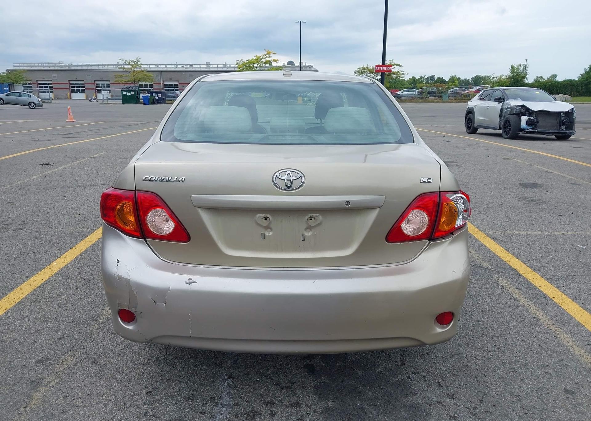 2010 TOYOTA COROLLA LE