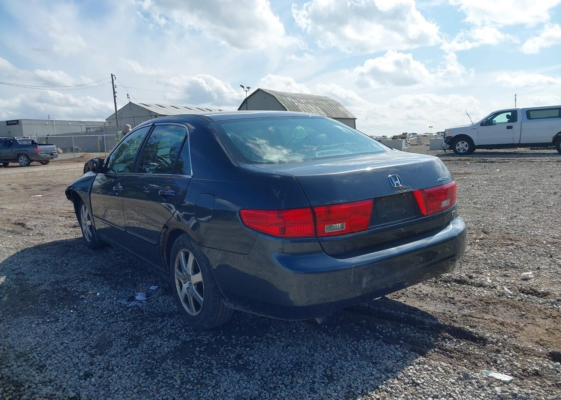 2005 HONDA ACCORD EX