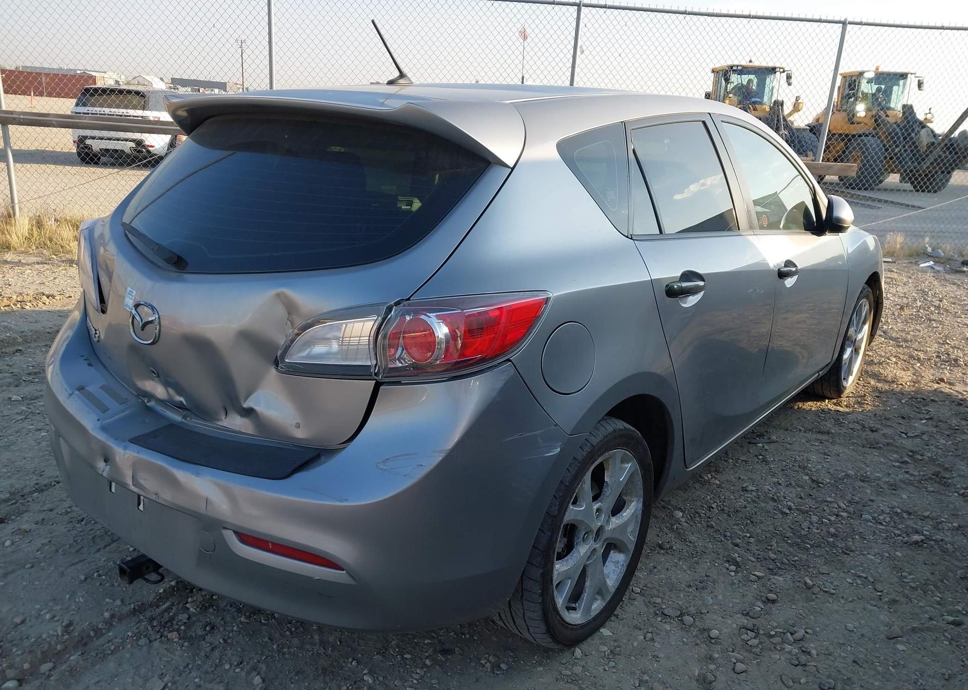 2012 MAZDA 3 I