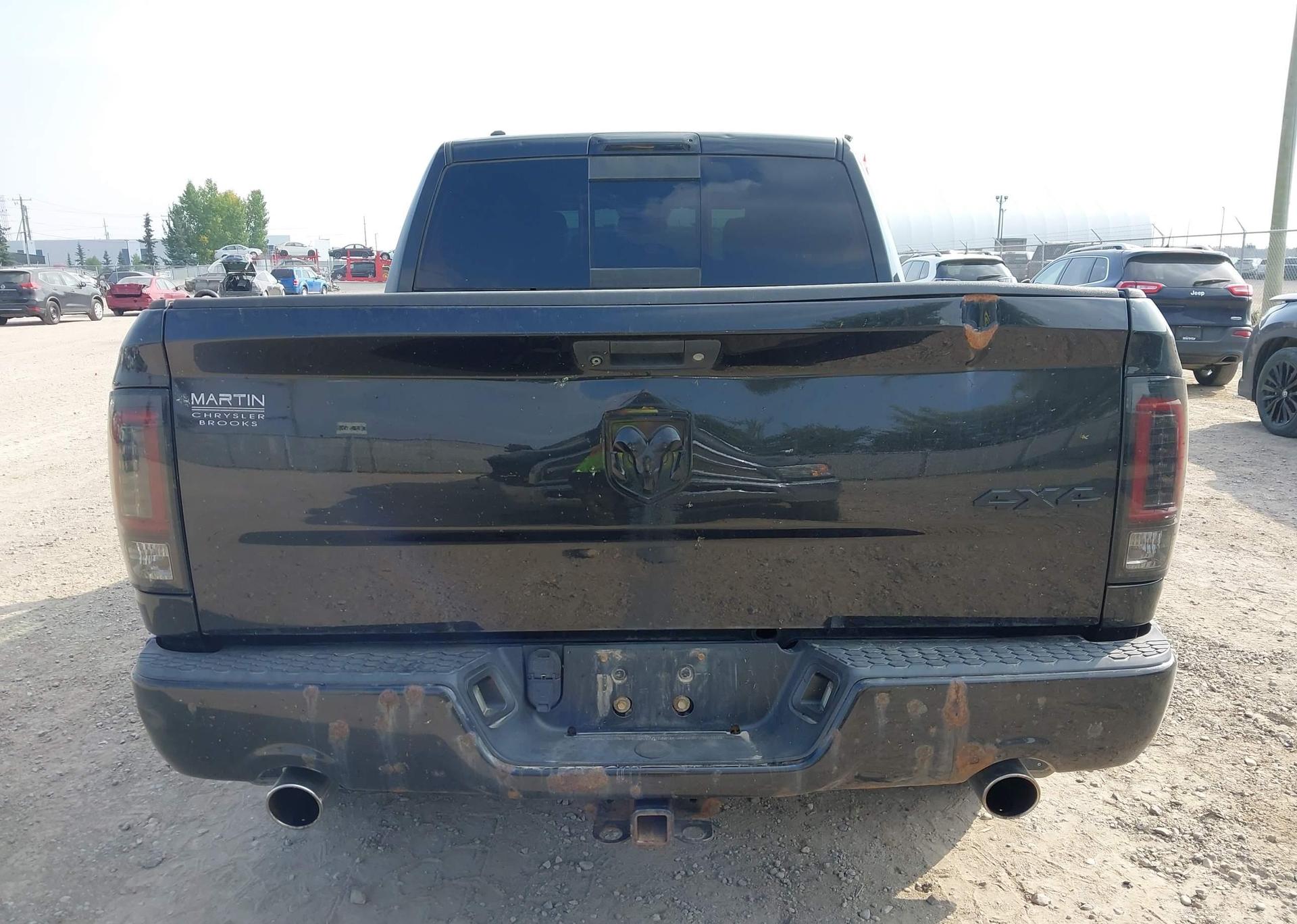 2015 RAM 1500 SPORT
