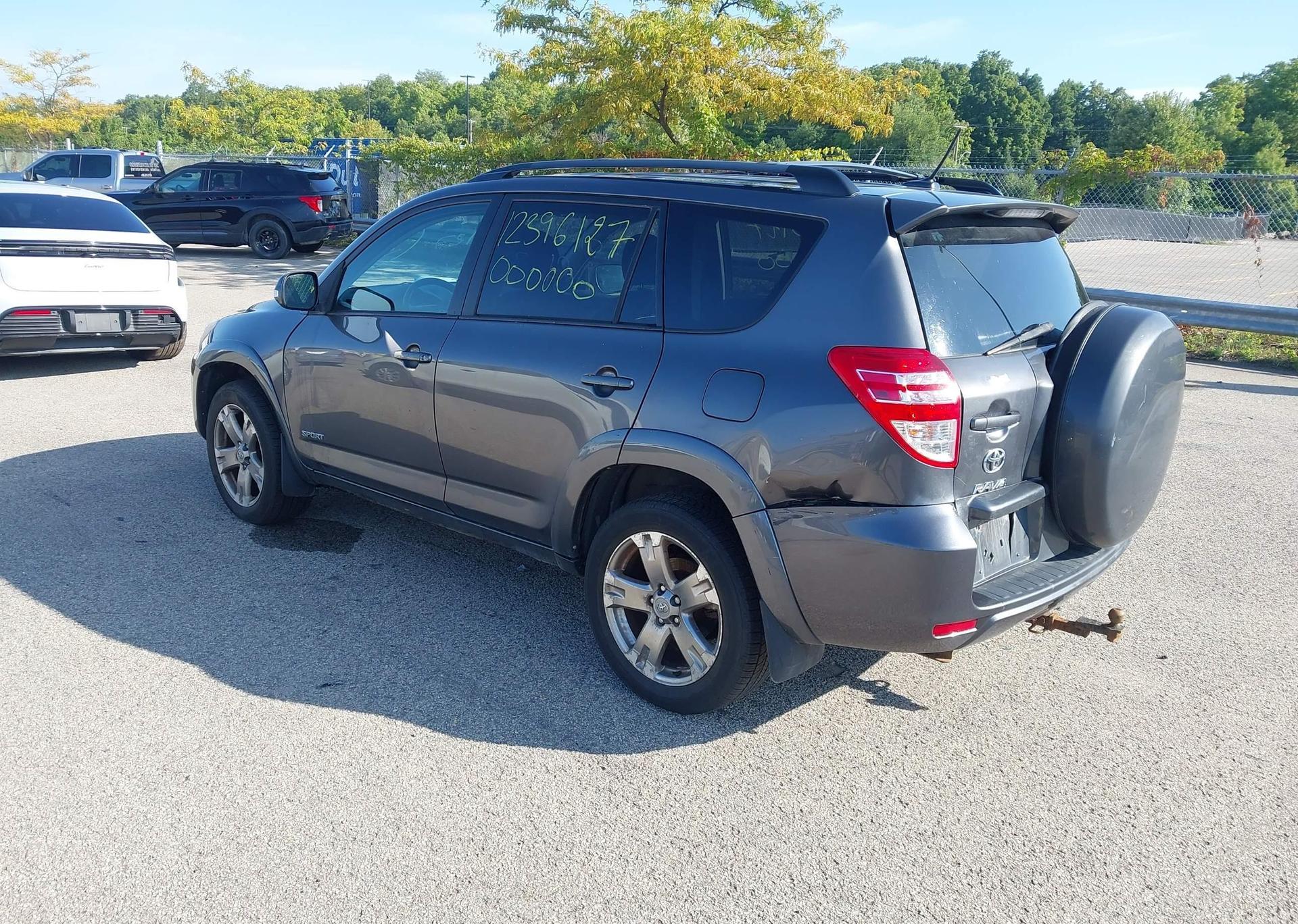 2011 TOYOTA RAV4 SPORT V6
