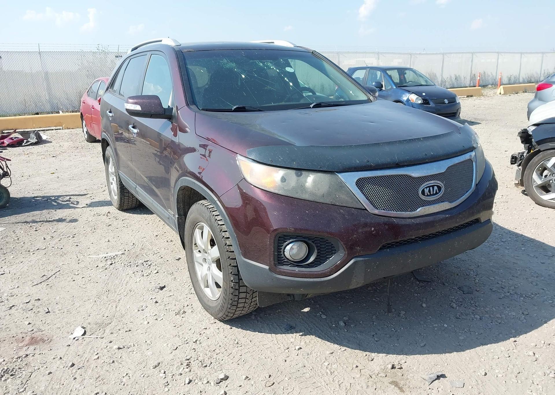 2012 KIA SORENTO LX