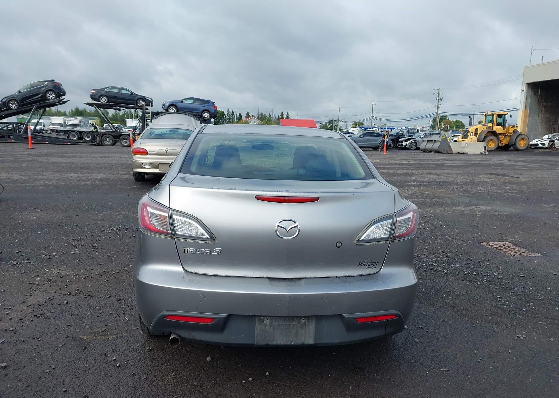 2010 MAZDA MAZDA3 GS