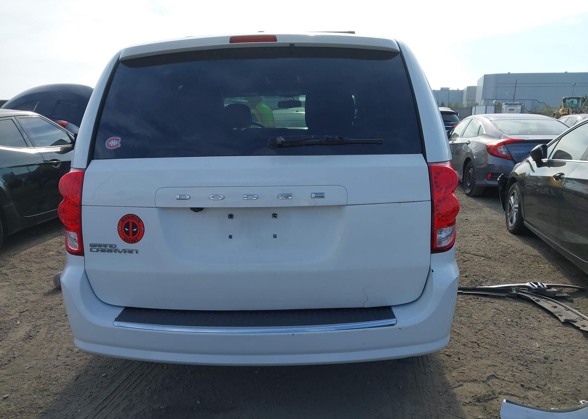2016 DODGE GRAND CARAVAN SE