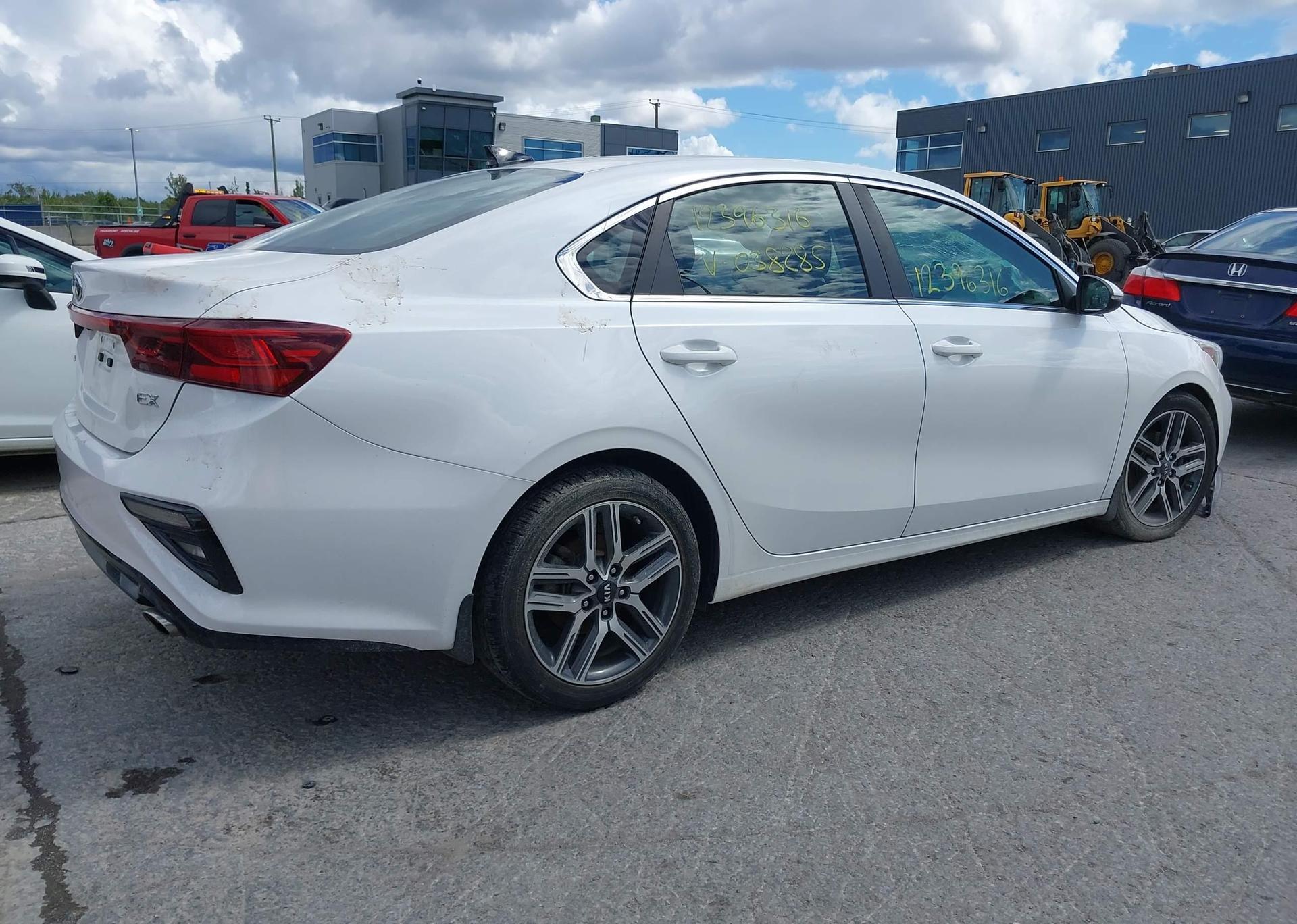 2019 KIA FORTE EX