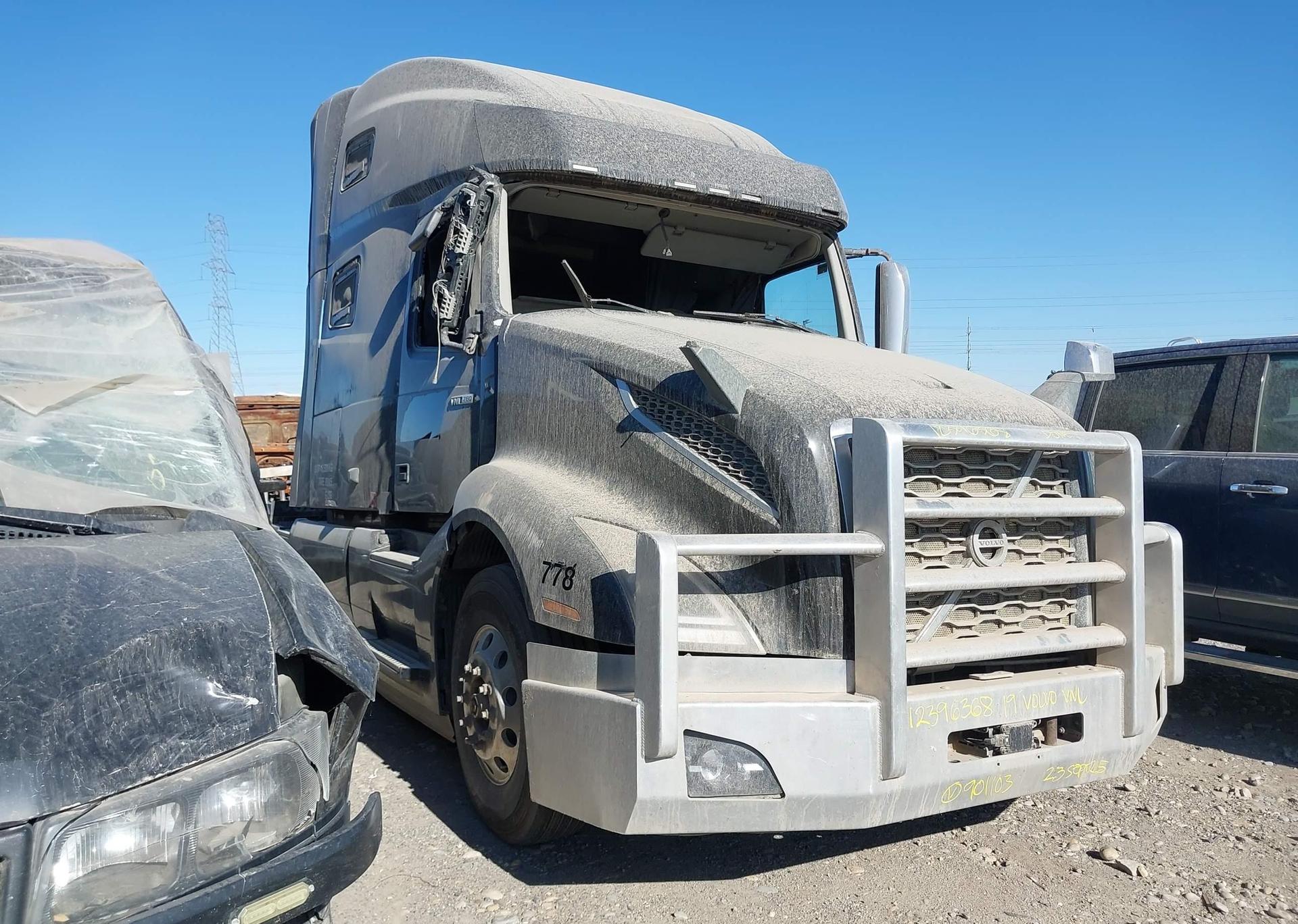 2019 VOLVO VN VNL