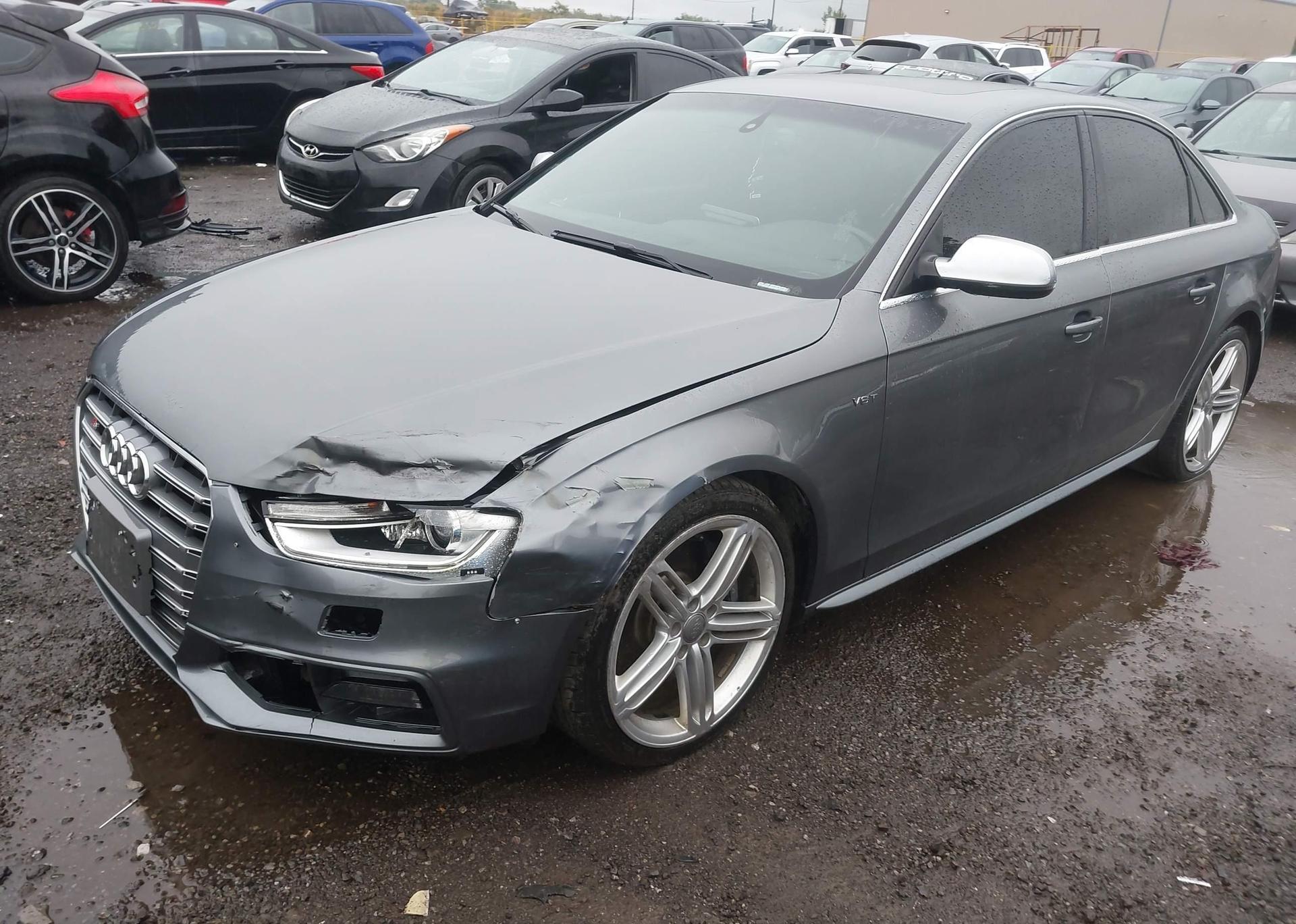 2013 AUDI S4