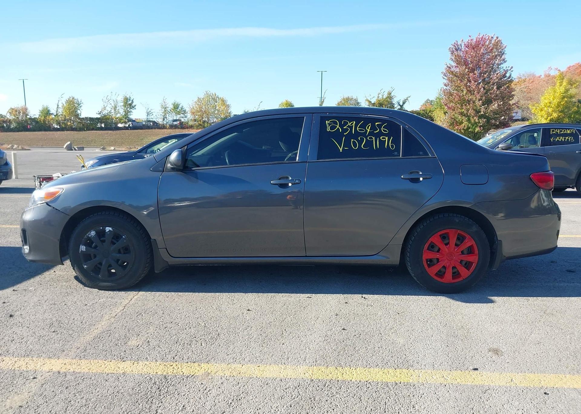 2013 TOYOTA COROLLA